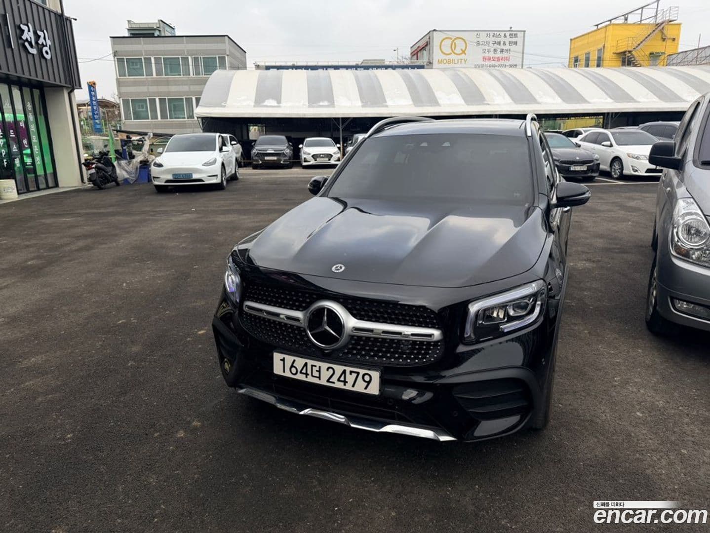 Main__Slider__Photo:GLB-Class Mercedes-Benz 2023.9-0