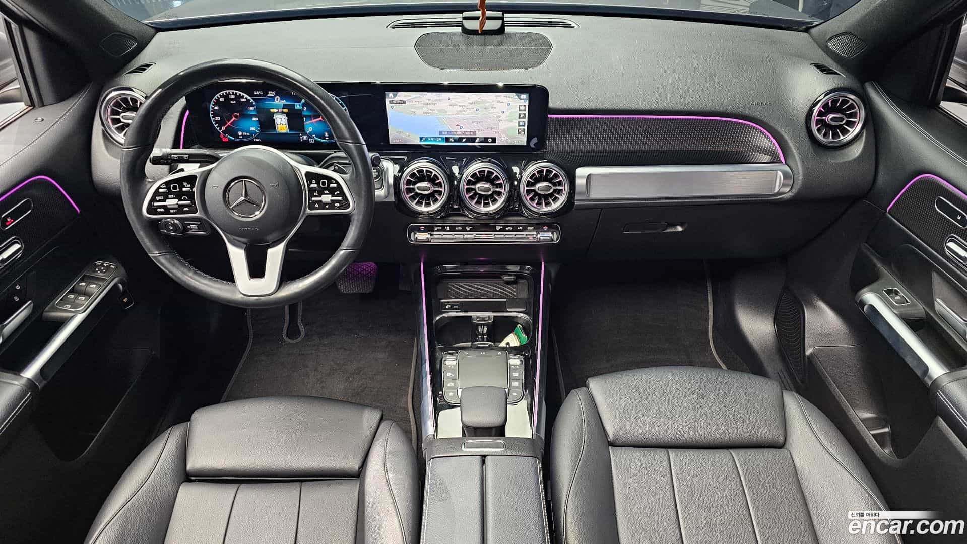 GLB-Class Mercedes-Benz 2021.4-INNER-007