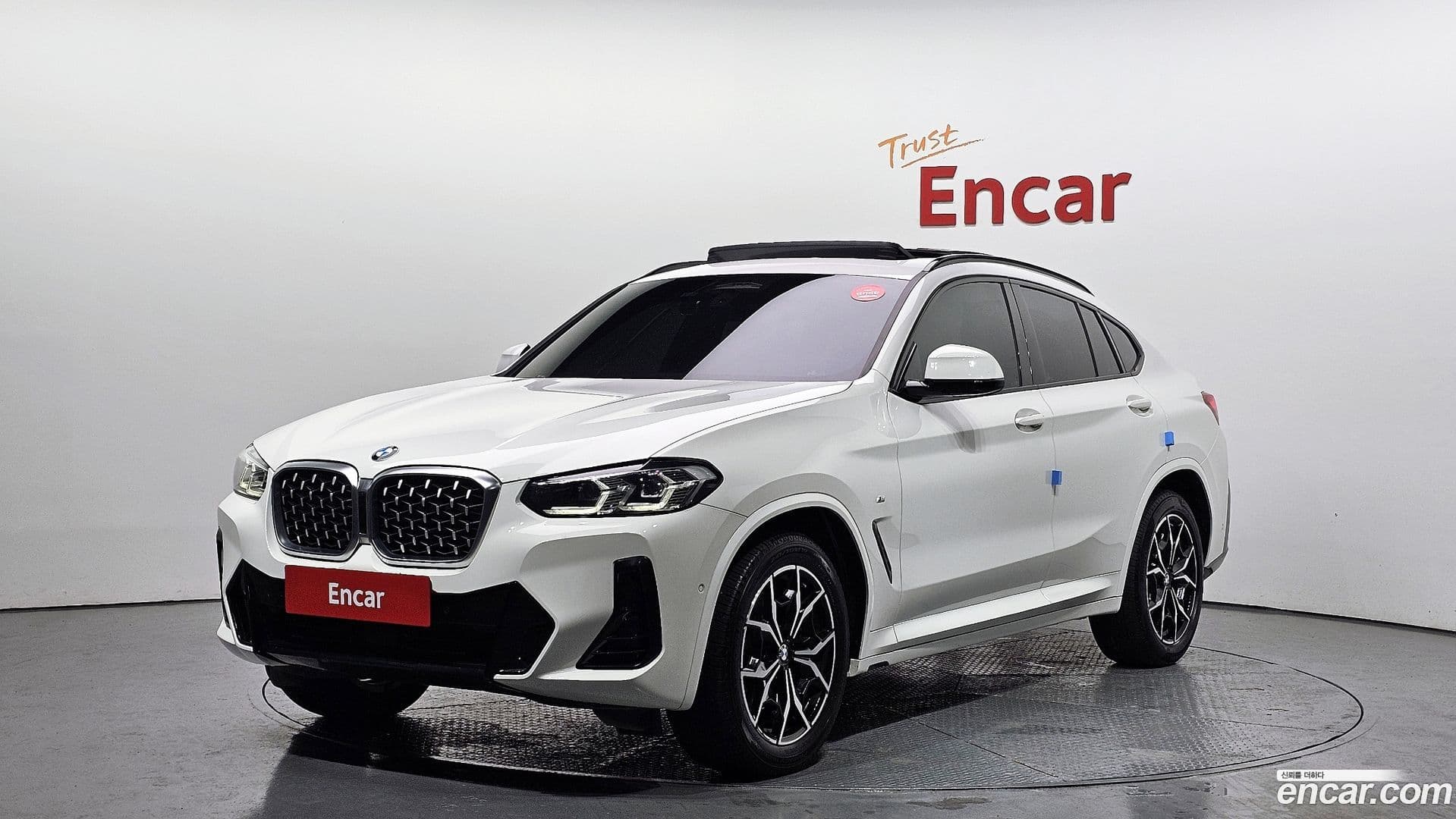 Main__Slider__Photo:X4 BMW 2021.11-0