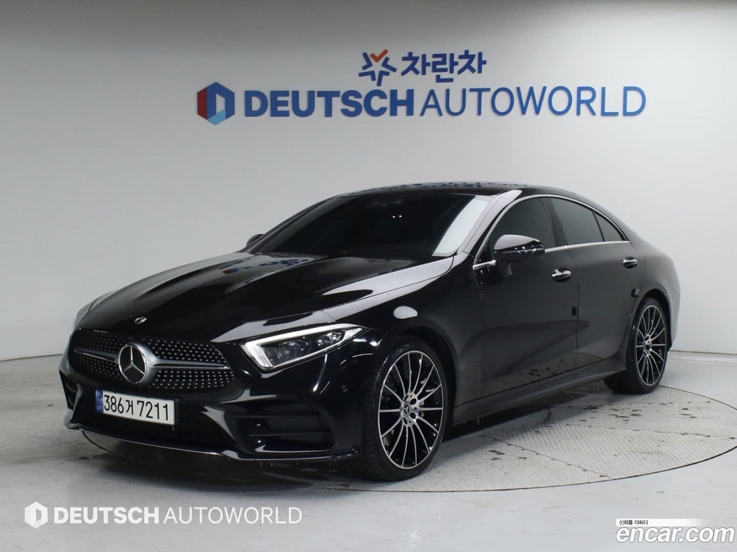 Main__Slider__Photo:CLS-Class Mercedes-Benz 2020.11-0