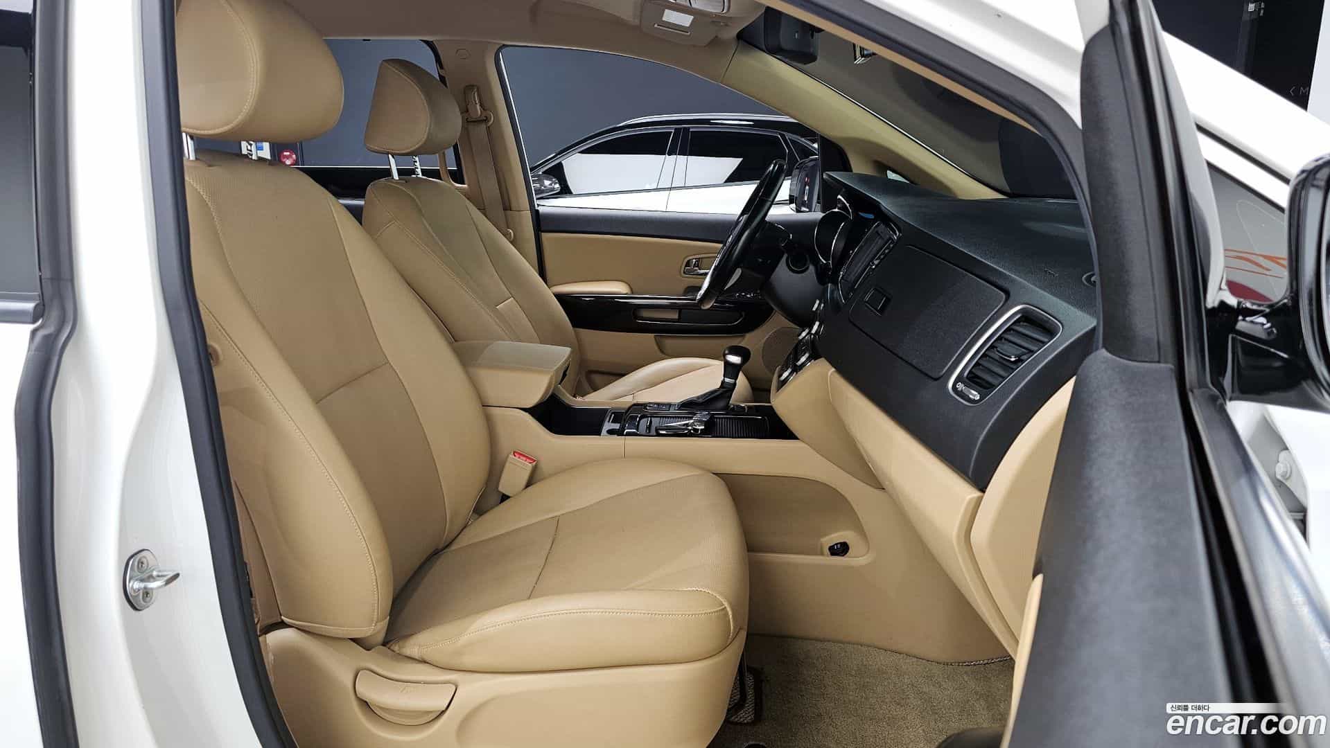 Canival Kia 2016.10-INNER-010