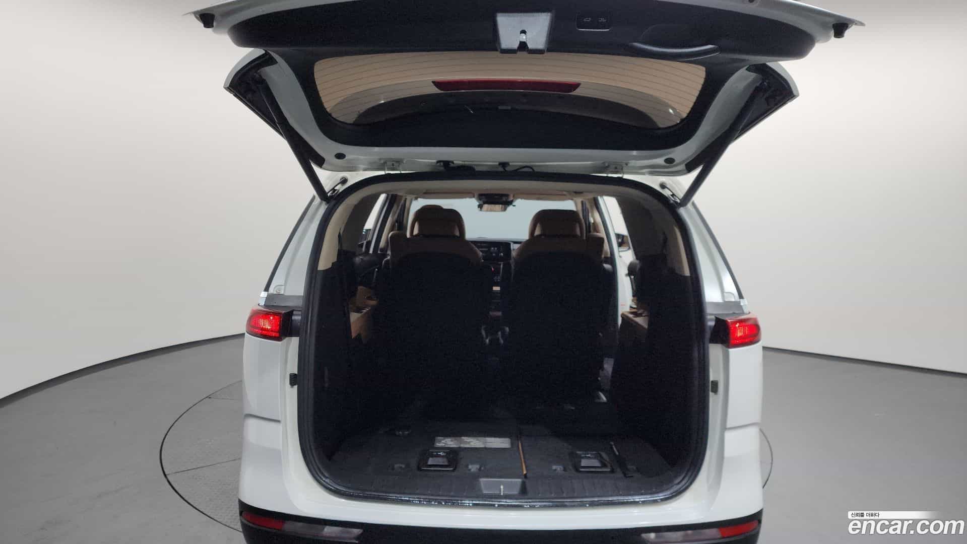 Canival Kia 2020.9-OPTION-024