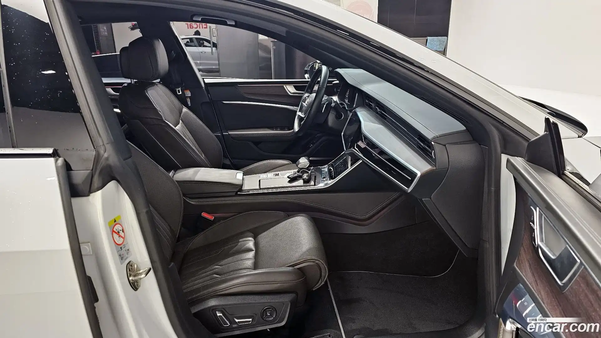 A7 Audi 2022.3-INNER-010