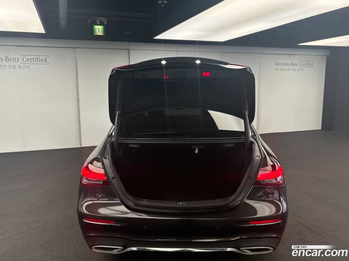 E-Class Mercedes-Benz 2022.3-OUTER-005