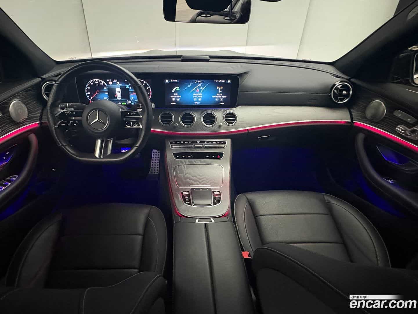 E-Class Mercedes-Benz 2022.3-INNER-007