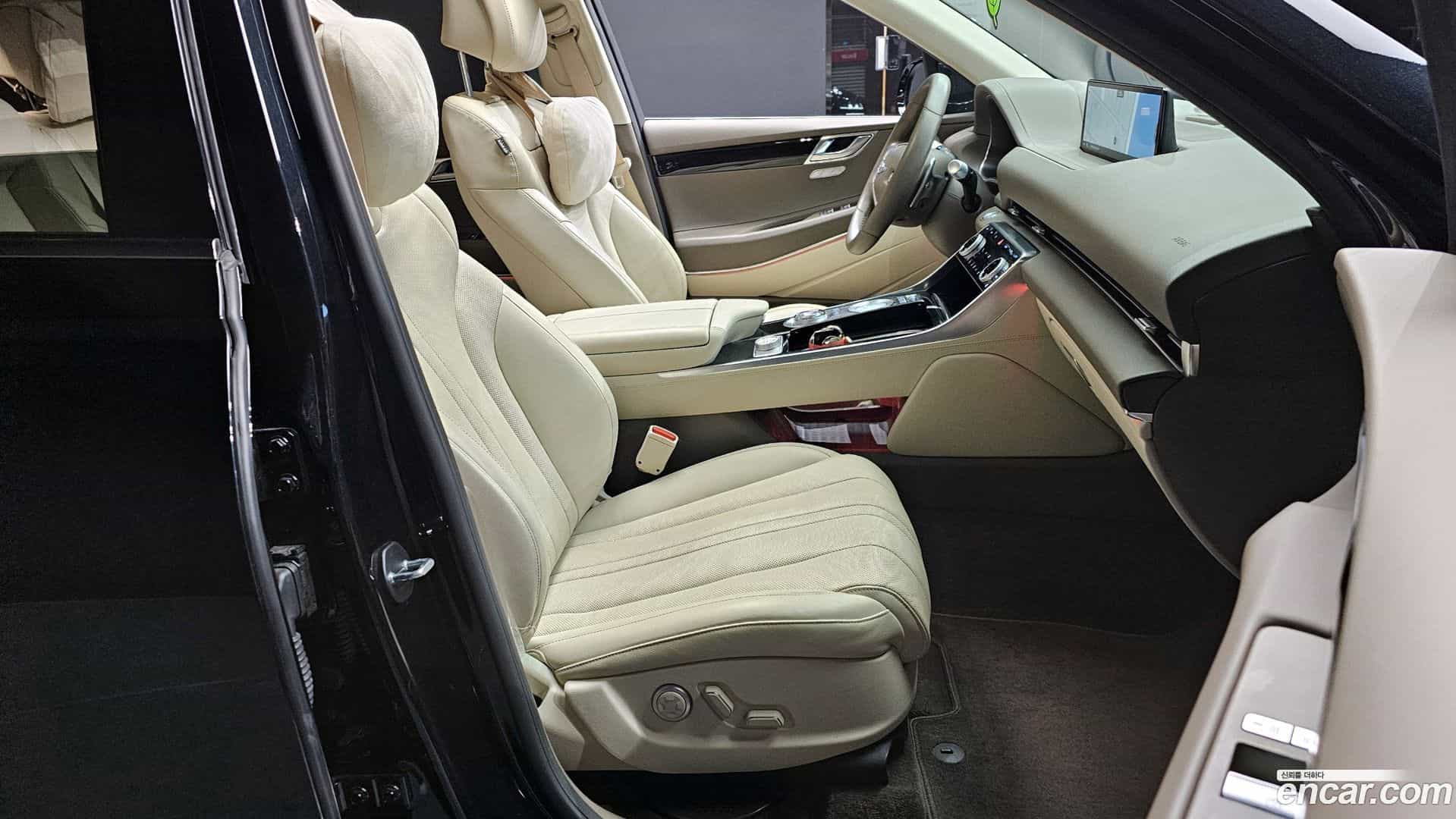 GV80 Genesis 2022.10-INNER-010