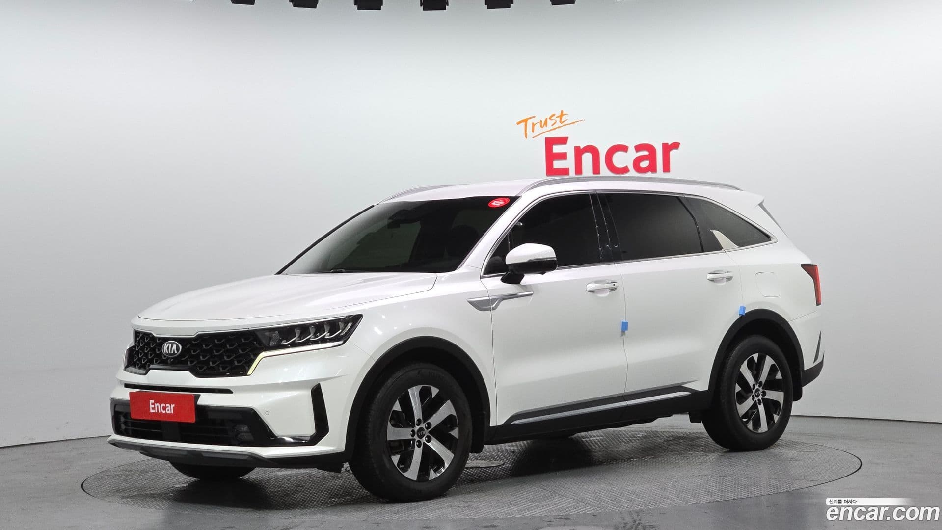 Main__Slider__Photo:Sorento Kia 2021.0-0