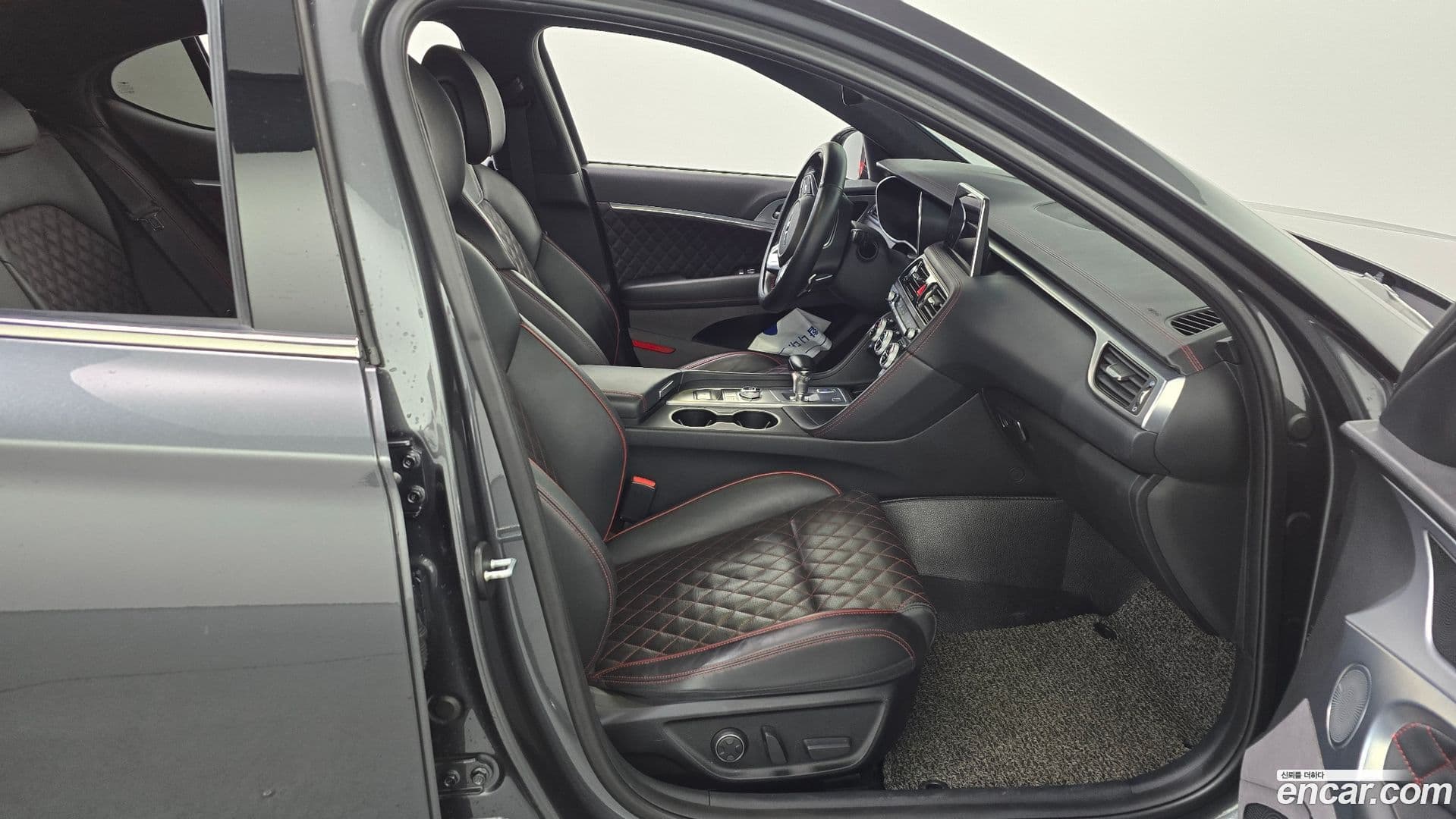 Main__Slider__Photo:G70 Genesis 2018.11-10