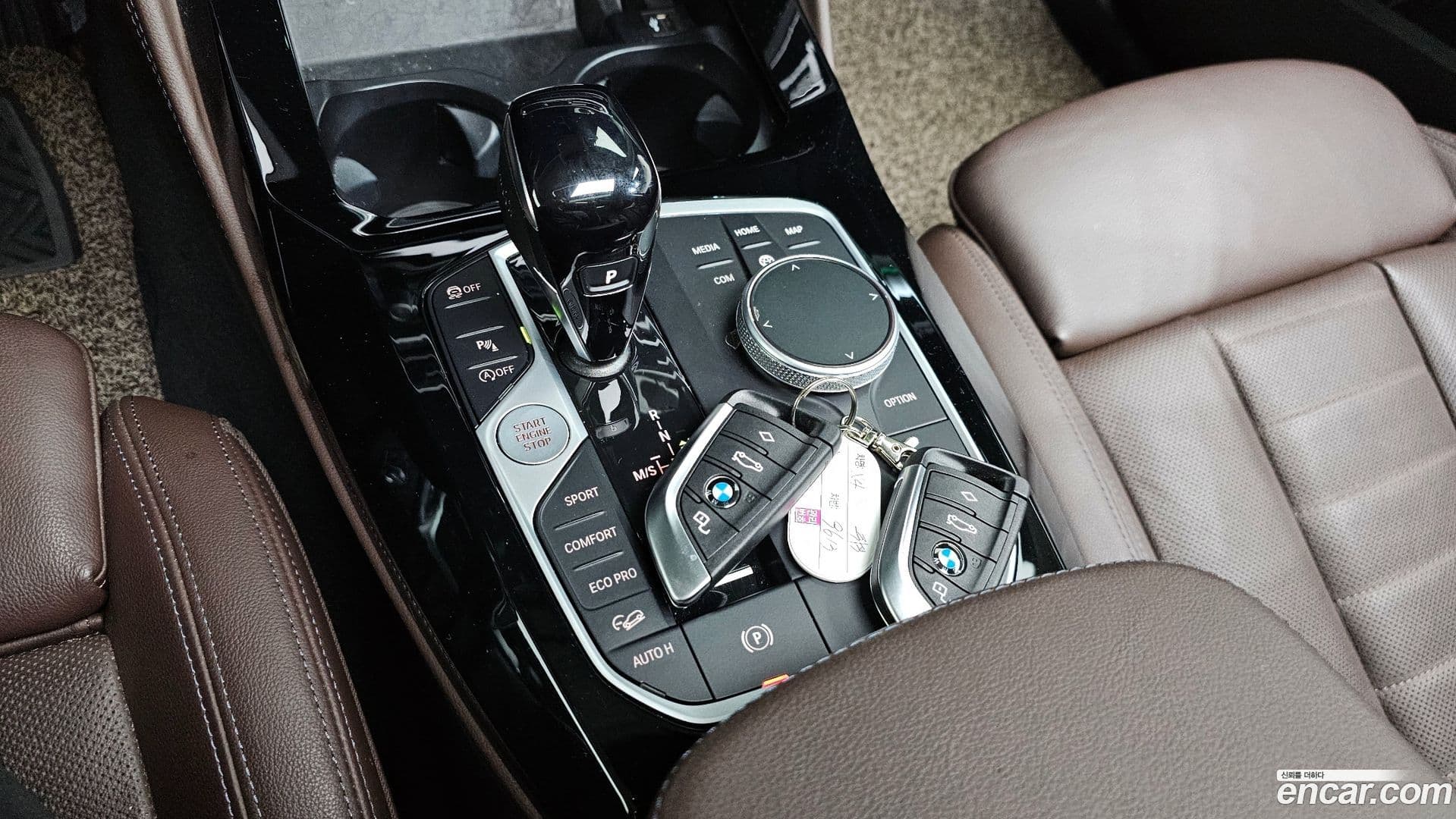 Main__Slider__Photo:X4 BMW 2022.2-8
