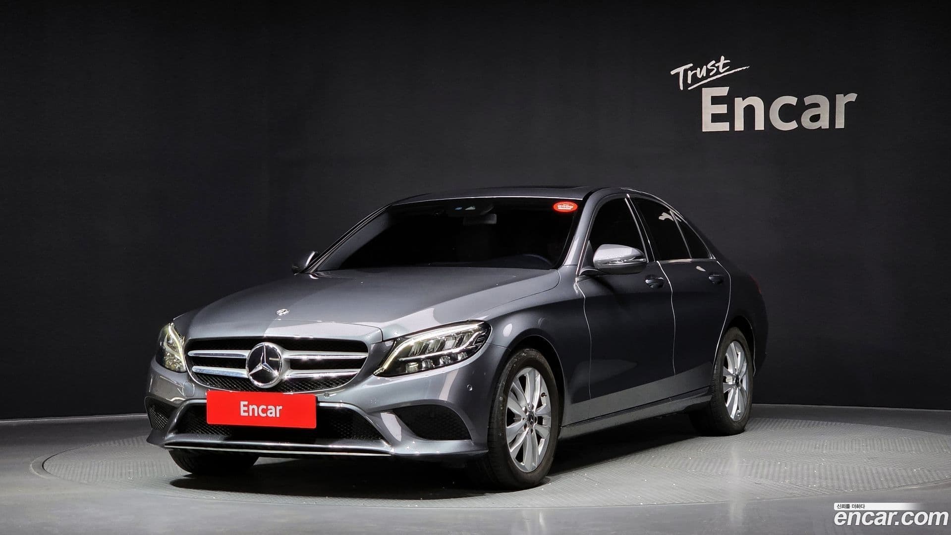 Main__Slider__Photo:C-Class Mercedes-Benz 2019.3-0