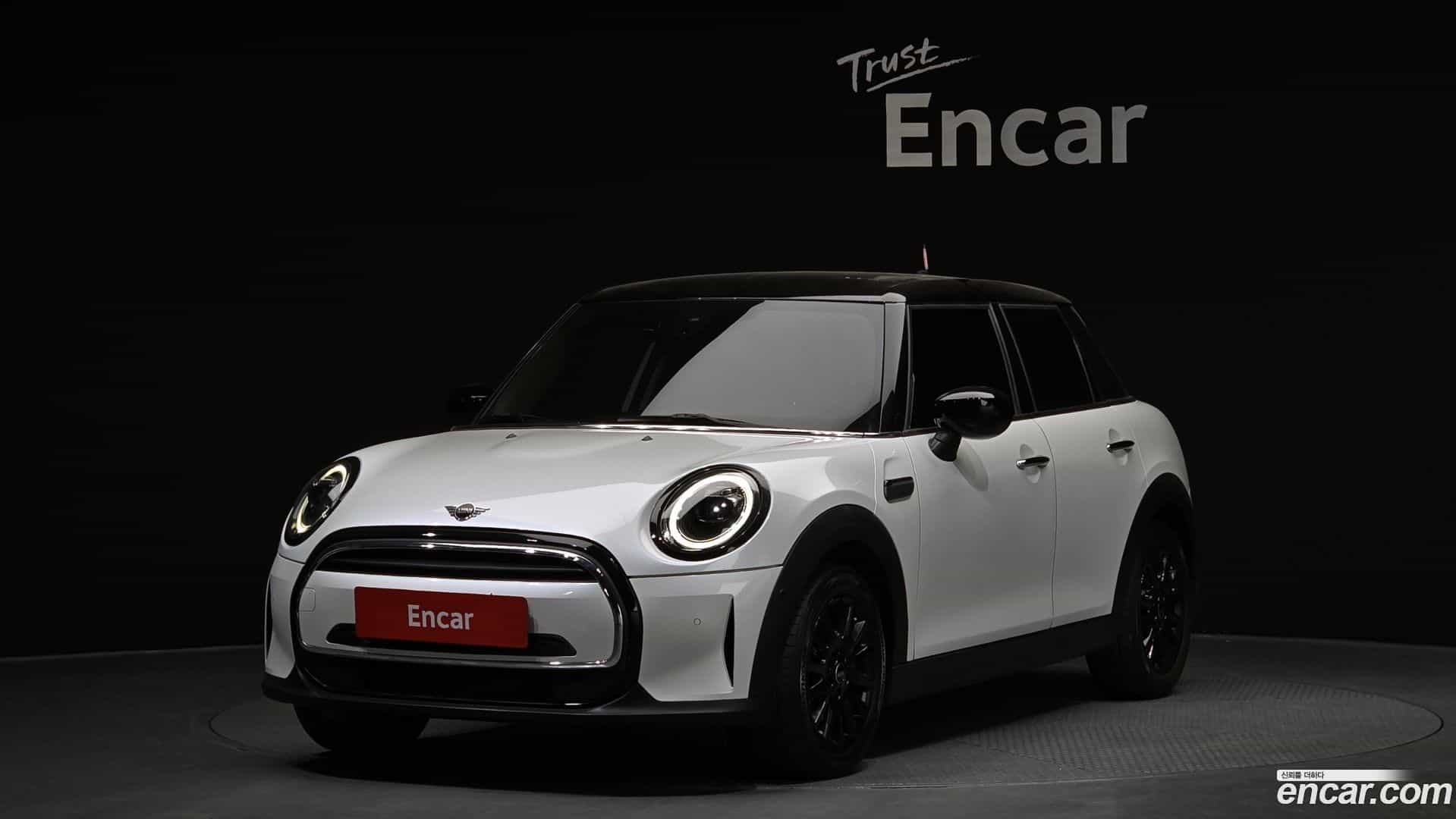 Cooper Mini 2024.1-OUTER-001