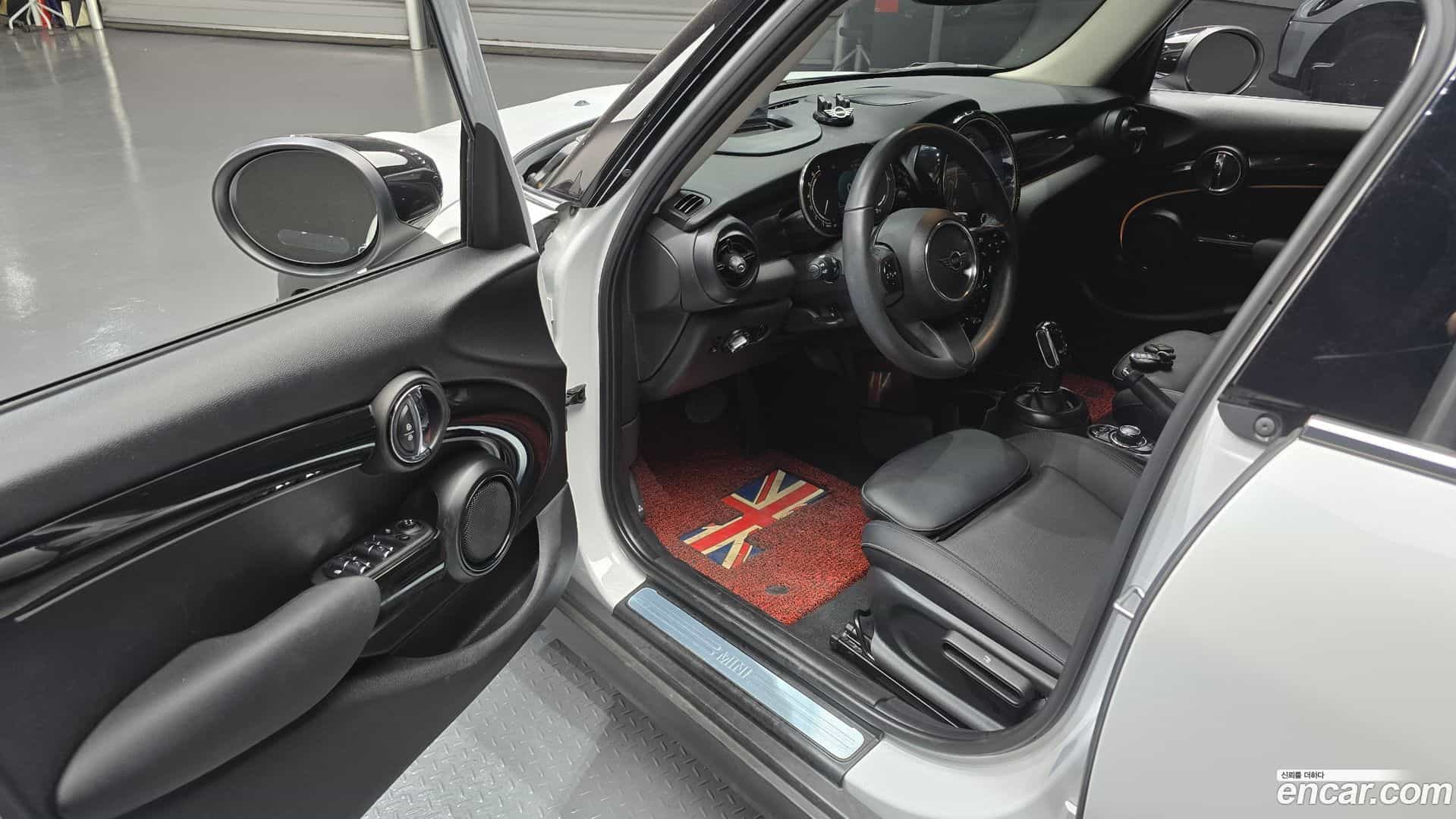 Cooper Mini 2024.1-OPTION-015