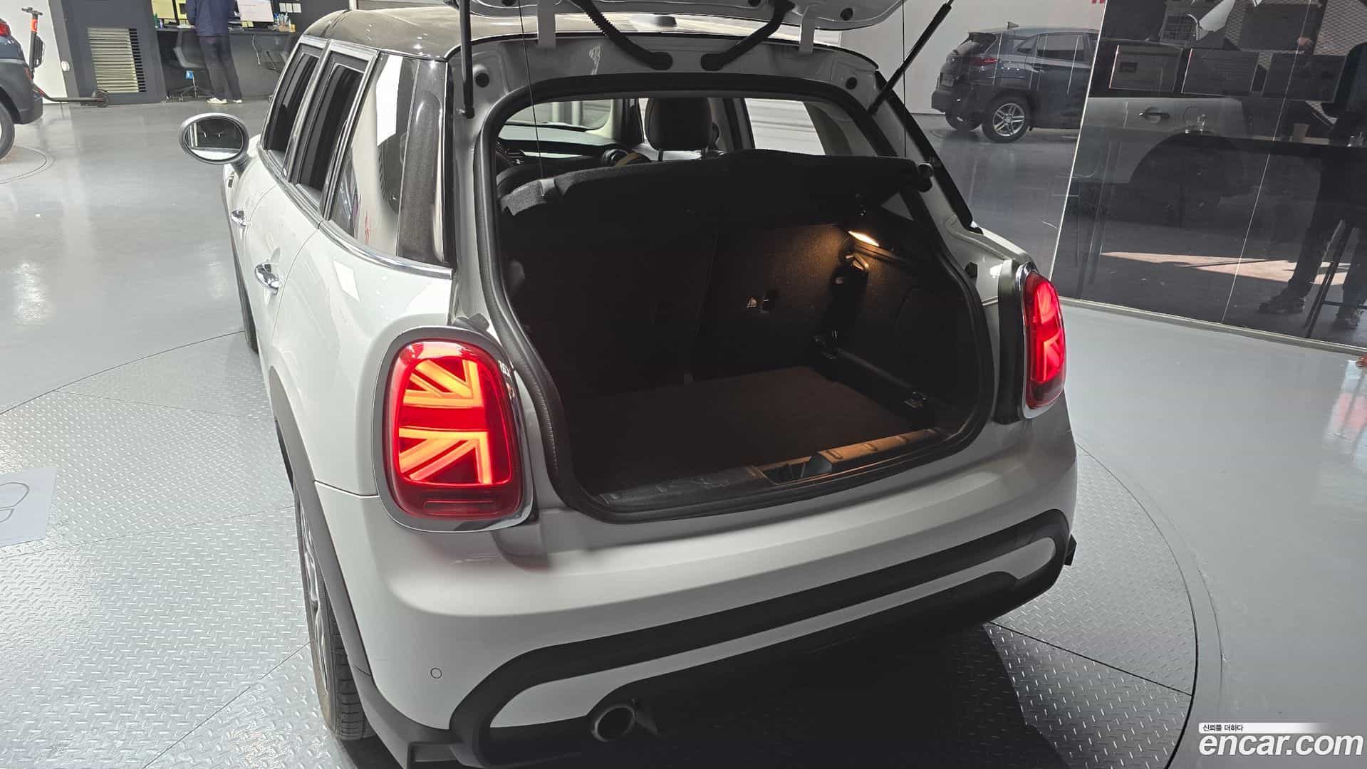 Cooper Mini 2024.1-OPTION-024