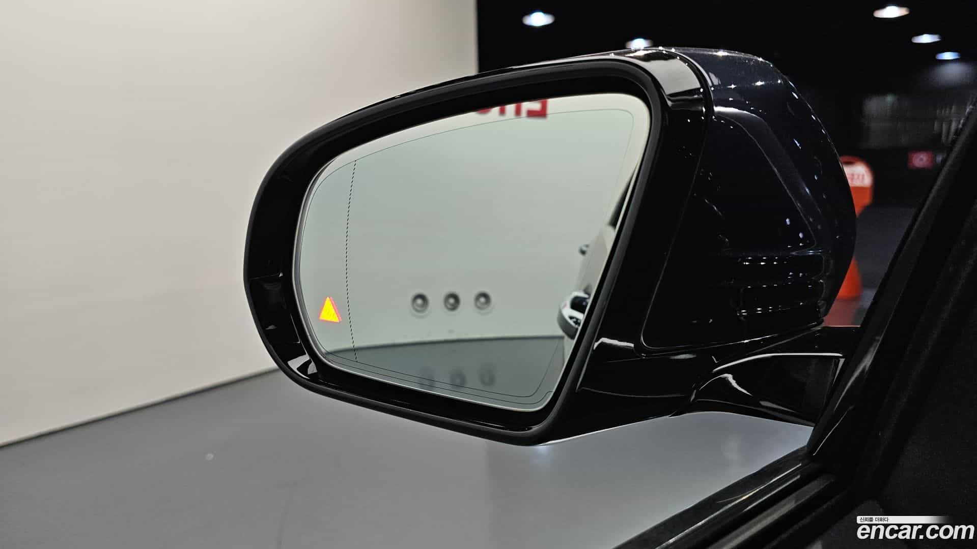 S-Class Mercedes-Benz 2015.6-OPTION-021