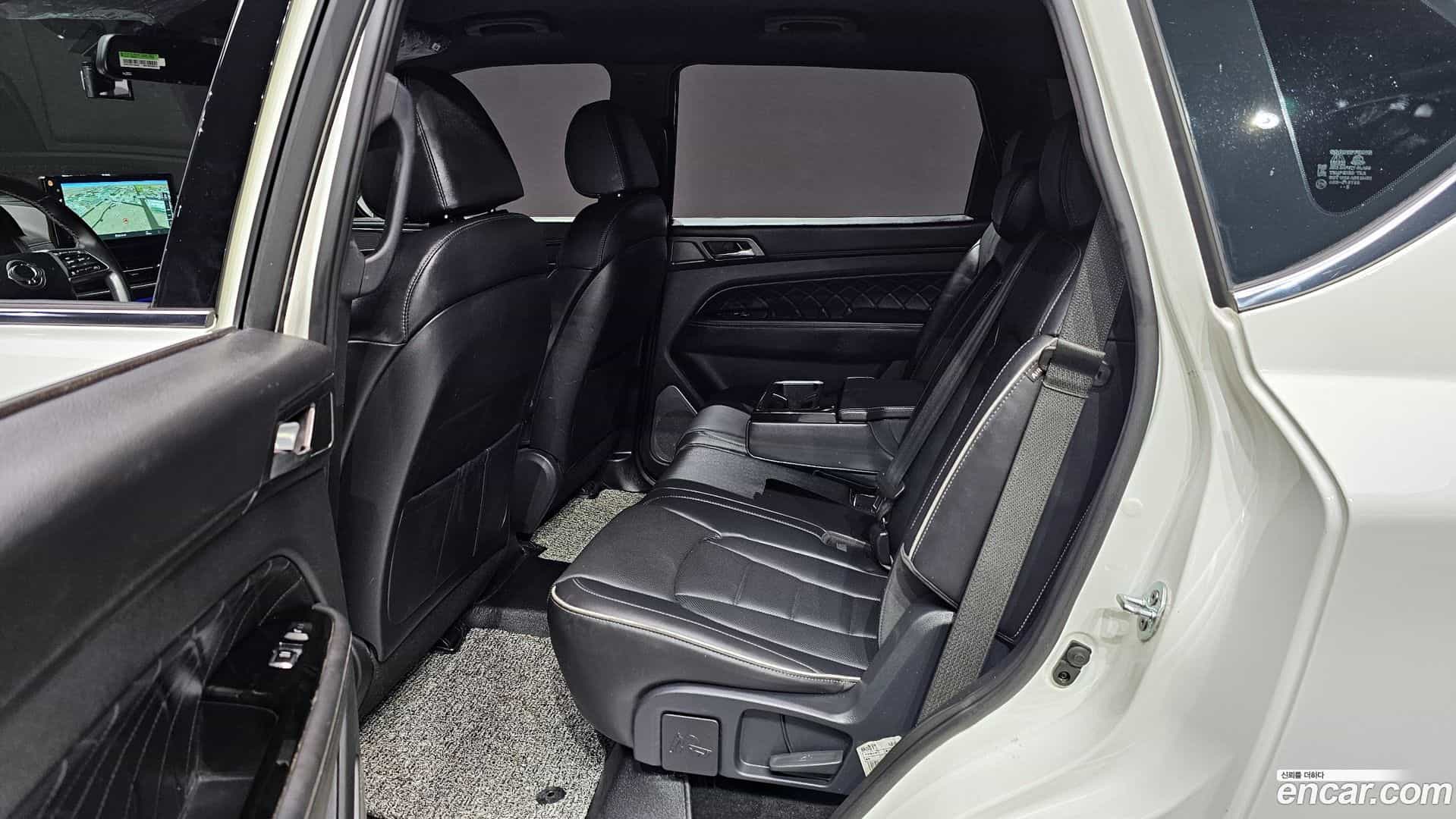 Rexton KG Mobility 2023.8-OPTION-016