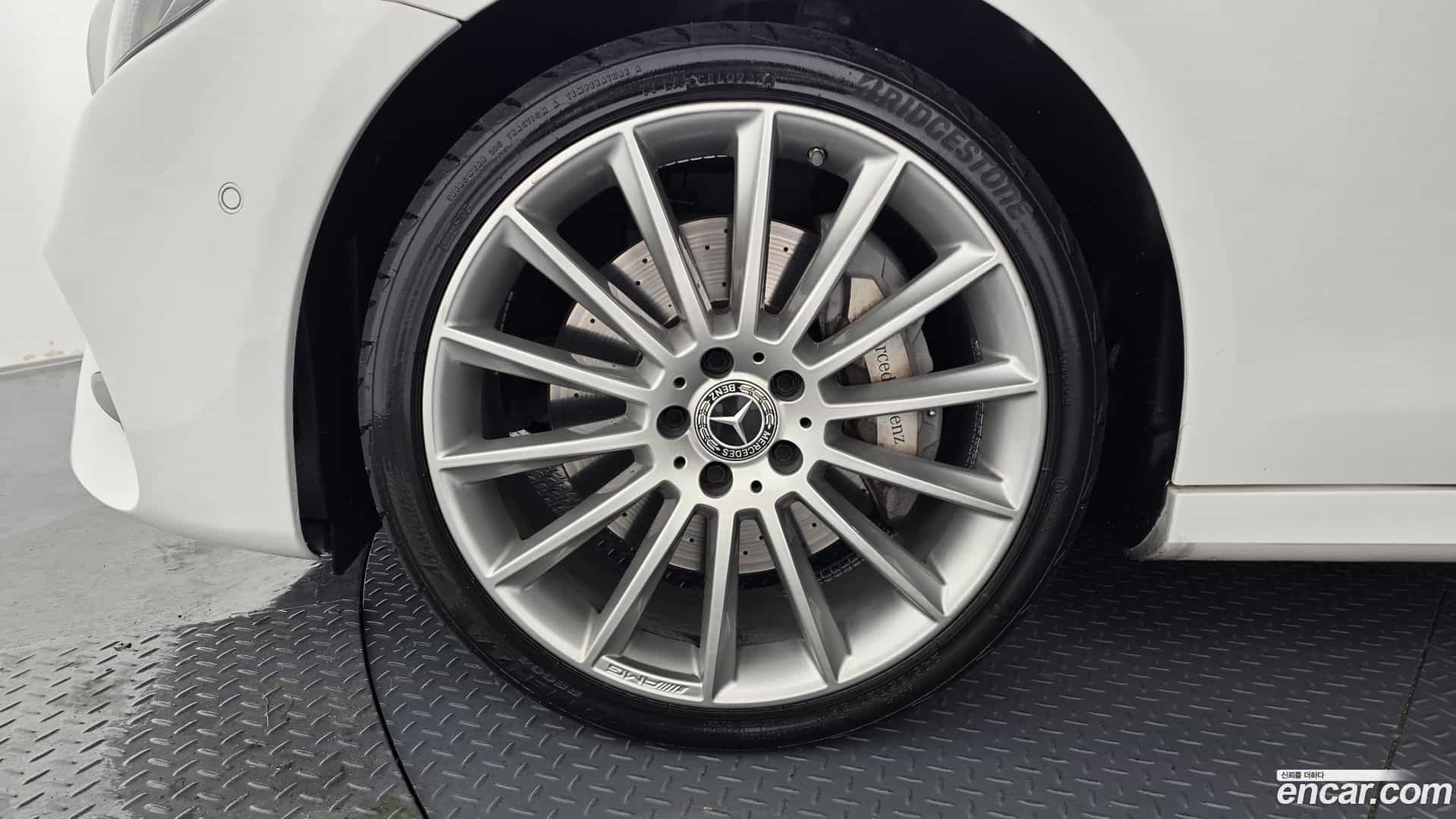 E-Class Mercedes-Benz 2019.11-OUTER-005