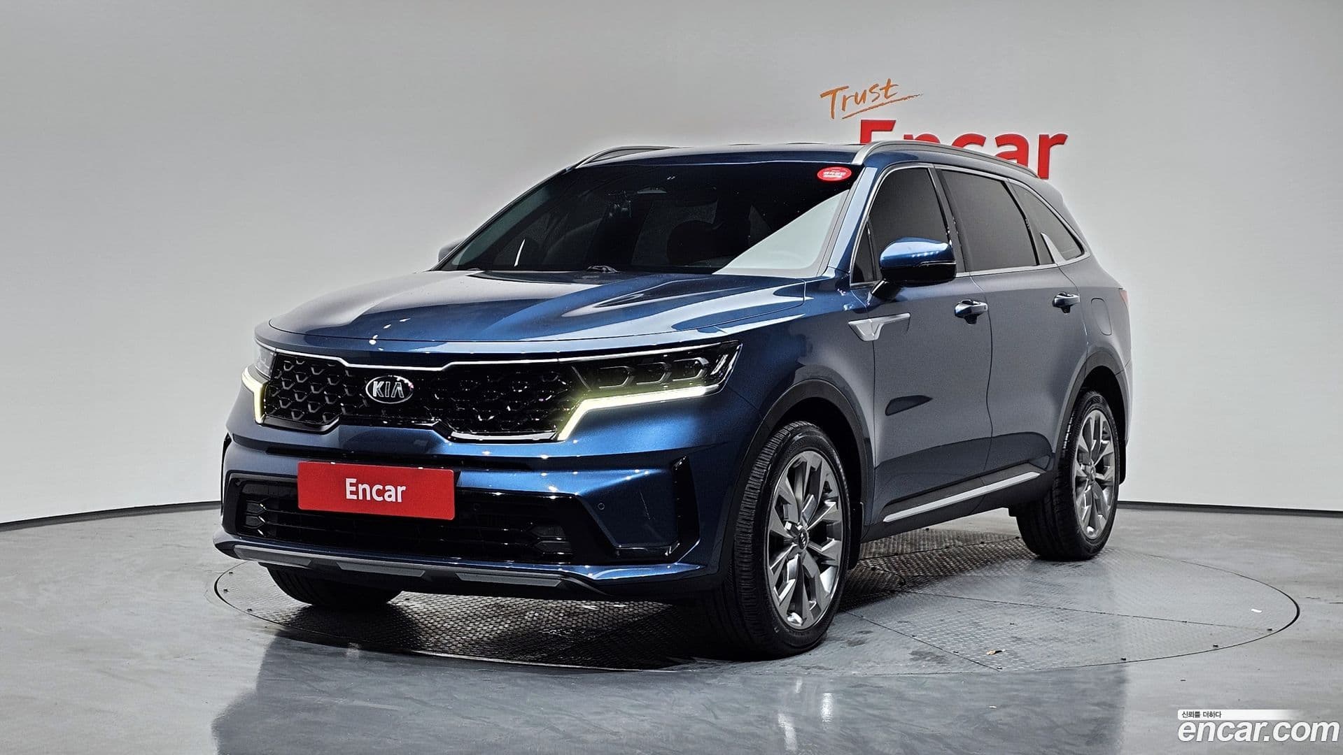 Main__Slider__Photo:Sorento Kia 2020.11-0