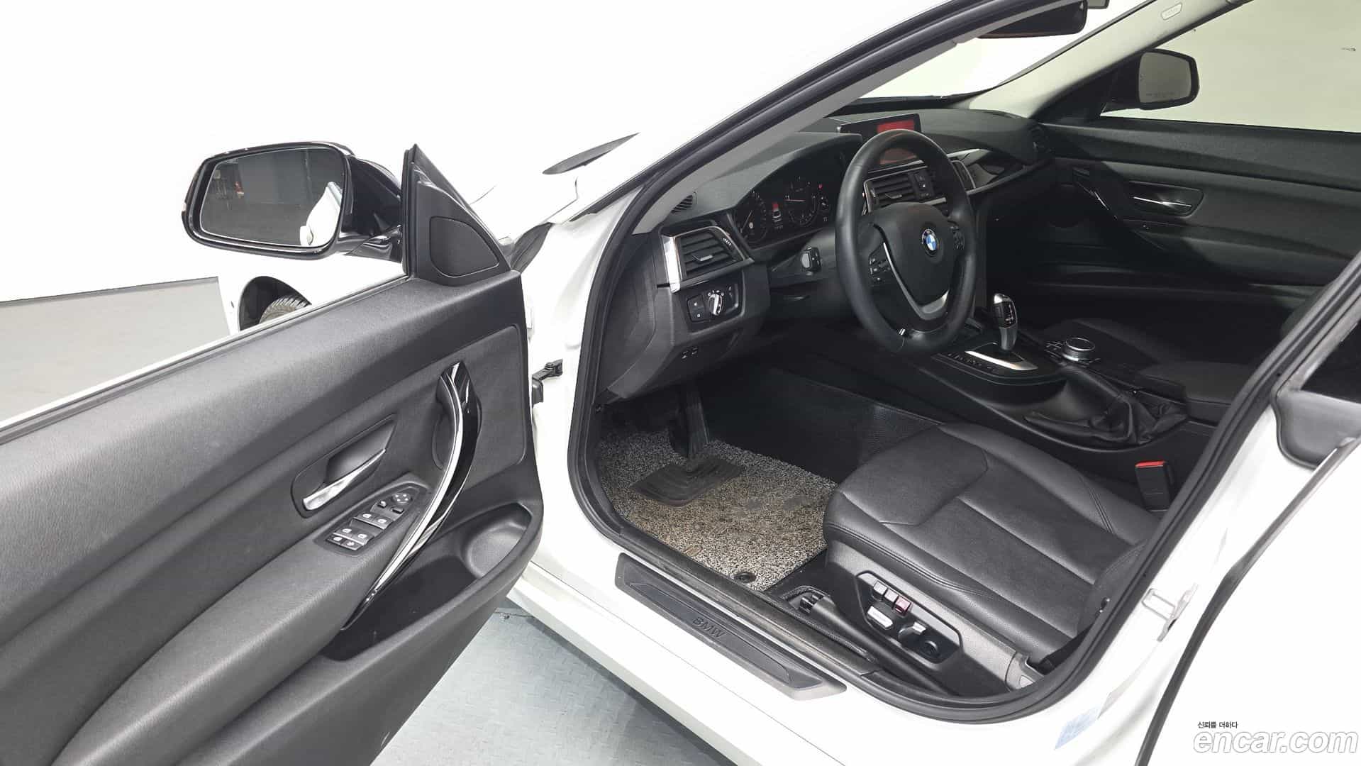 Gran Turismo BMW 2020.9-OPTION-016