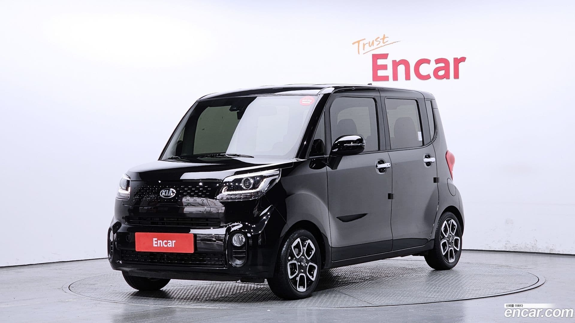 Main__Slider__Photo:RAY Kia 2021.3-0