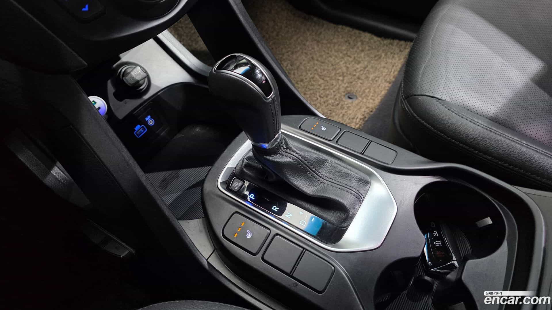 Santafe Hyundai 2015.6-INNER-009