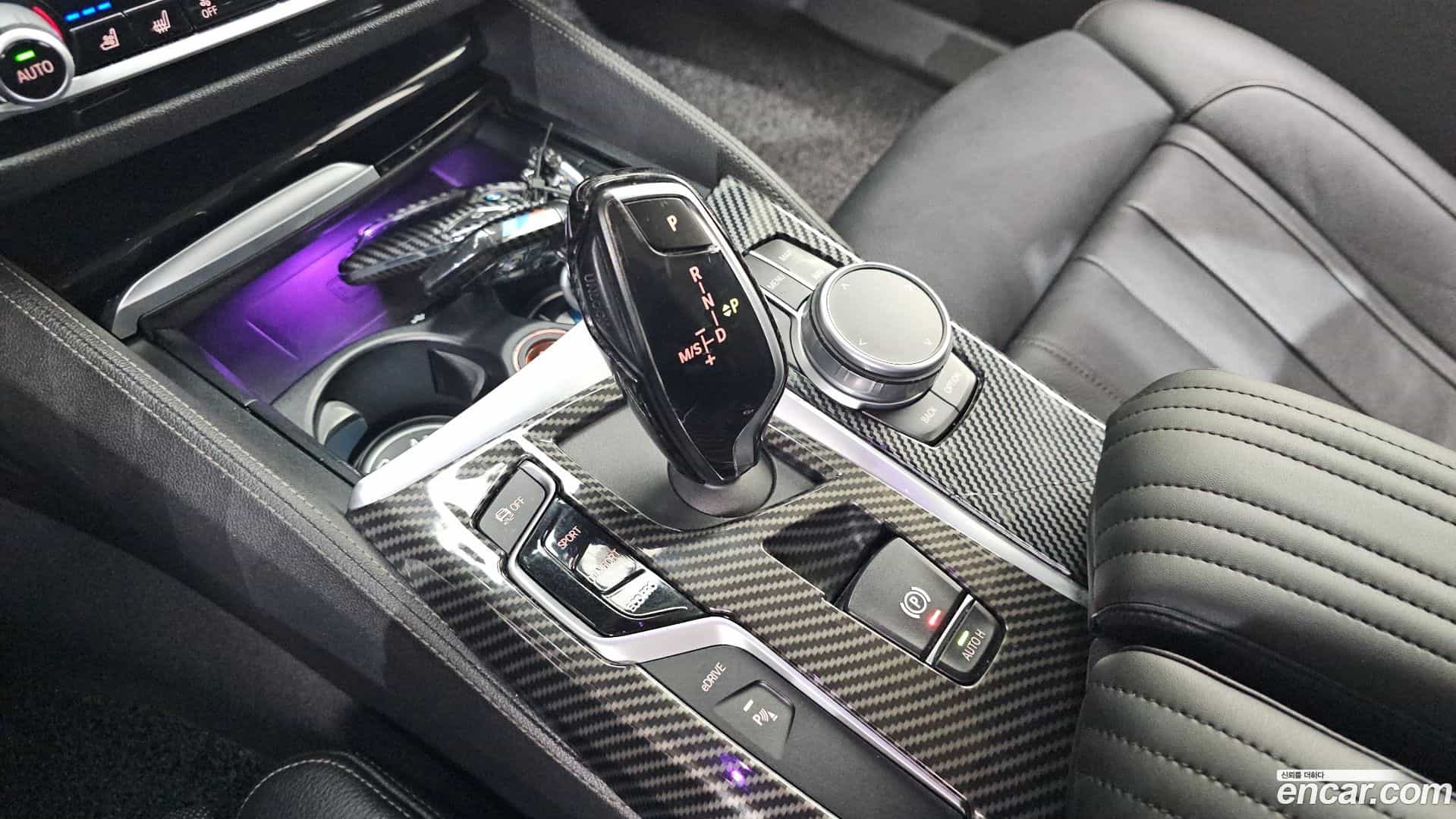 5-Series BMW 2020.4-INNER-009
