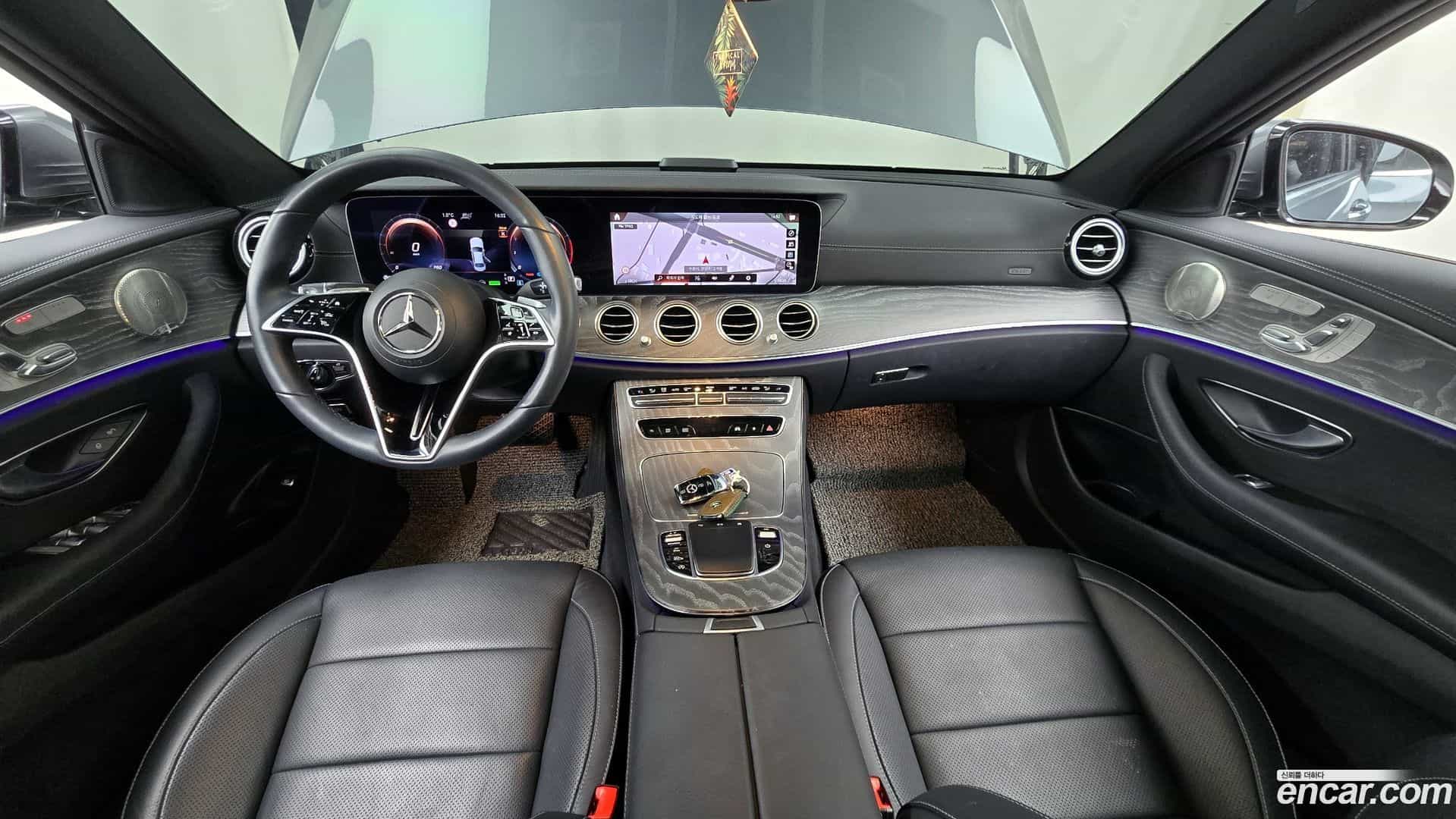 E-Class Mercedes-Benz 2022.11-INNER-007