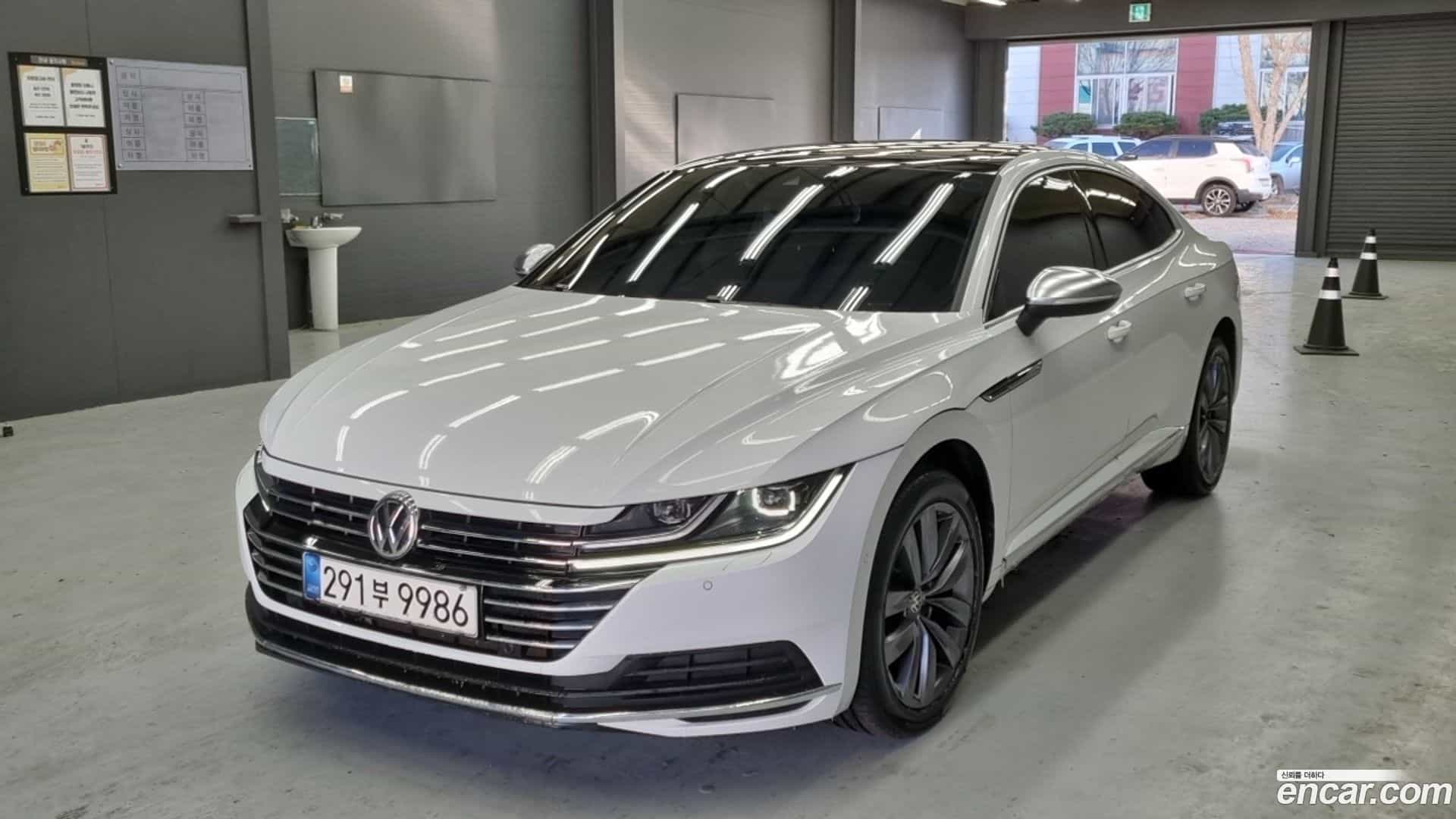 Arteon Volkswagen 2020.11-OUTER-001