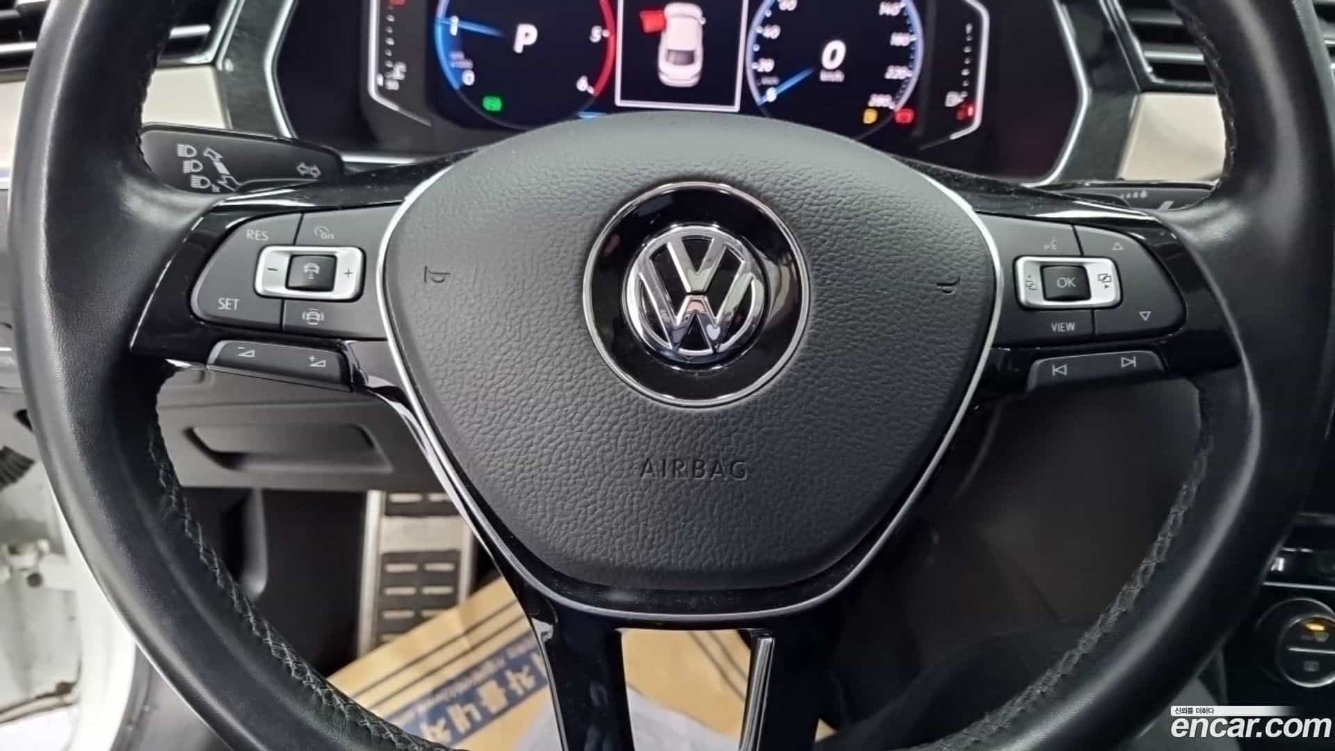 Arteon Volkswagen 2020.11-INNER-009