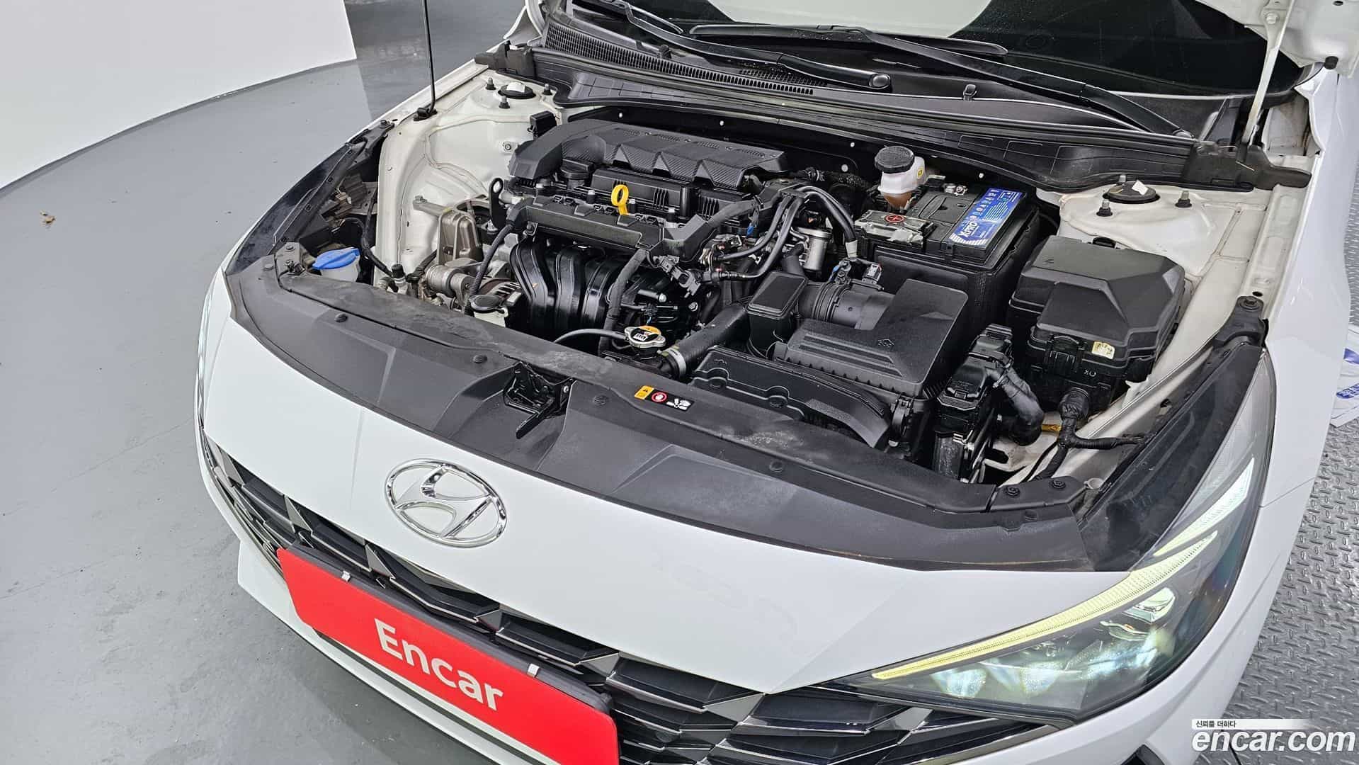 AVANTE Hyundai 2021.11-INNER-006