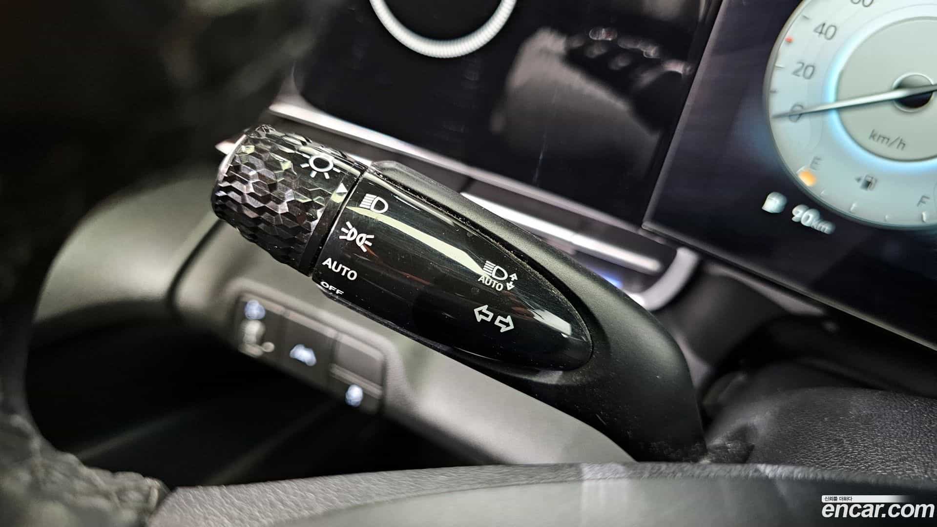 AVANTE Hyundai 2021.11-OPTION-020
