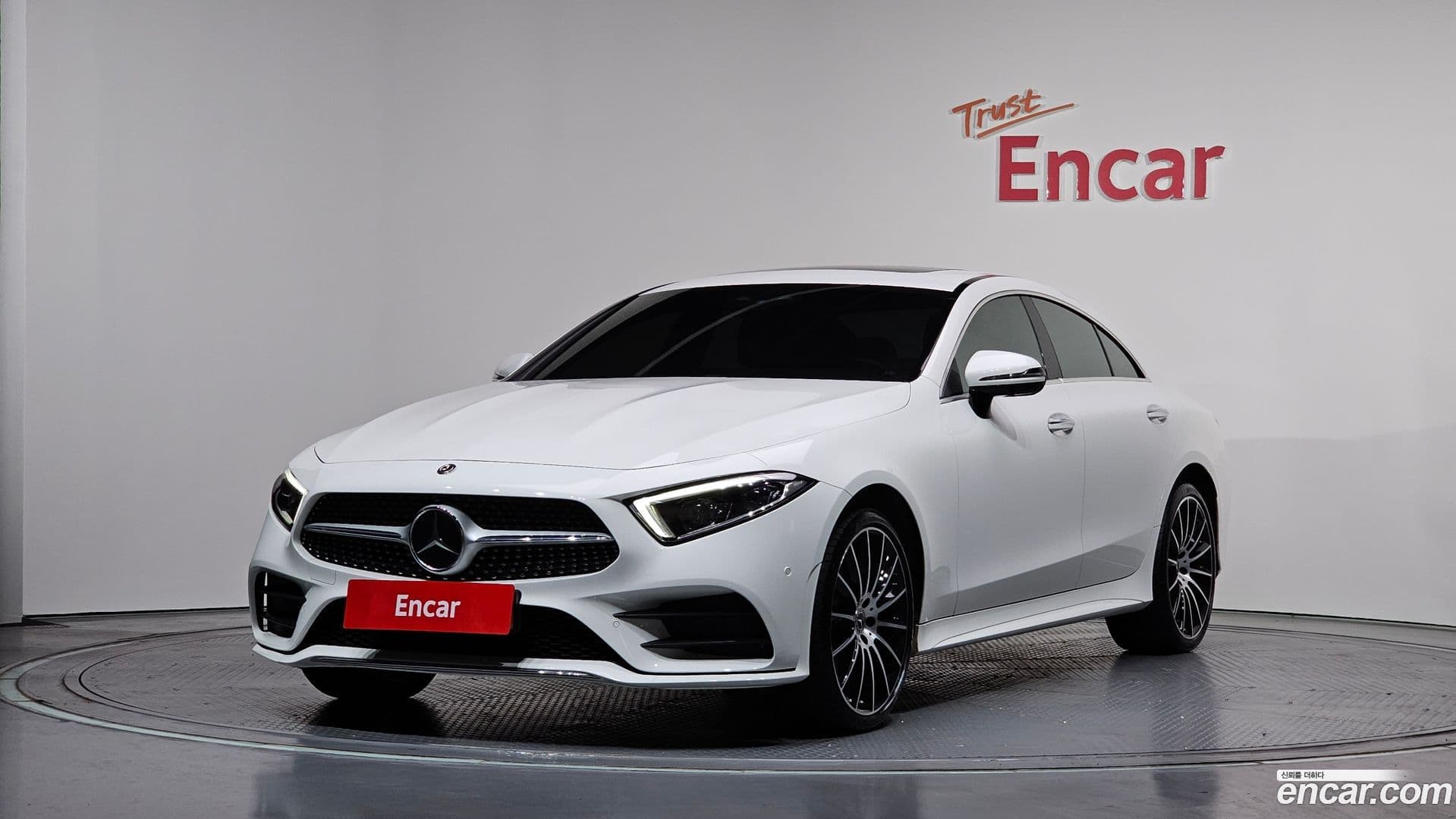 Main__Slider__Photo:CLS-Class Mercedes-Benz 2021.0-0