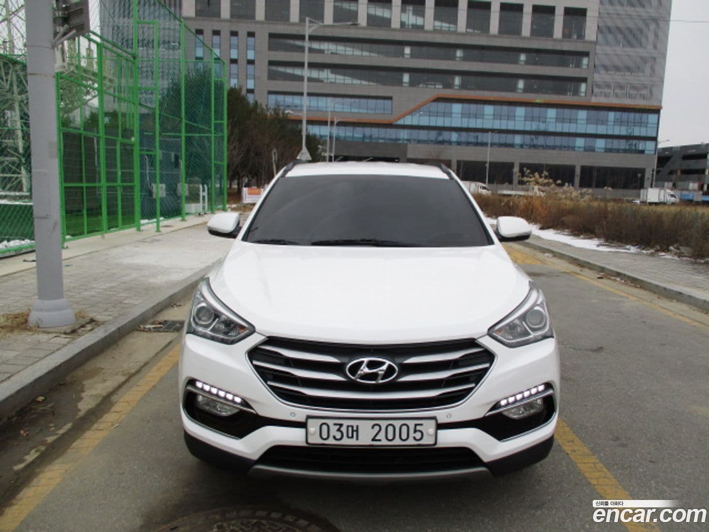 Main__Slider__Photo:Santafe Hyundai 2017.2-0