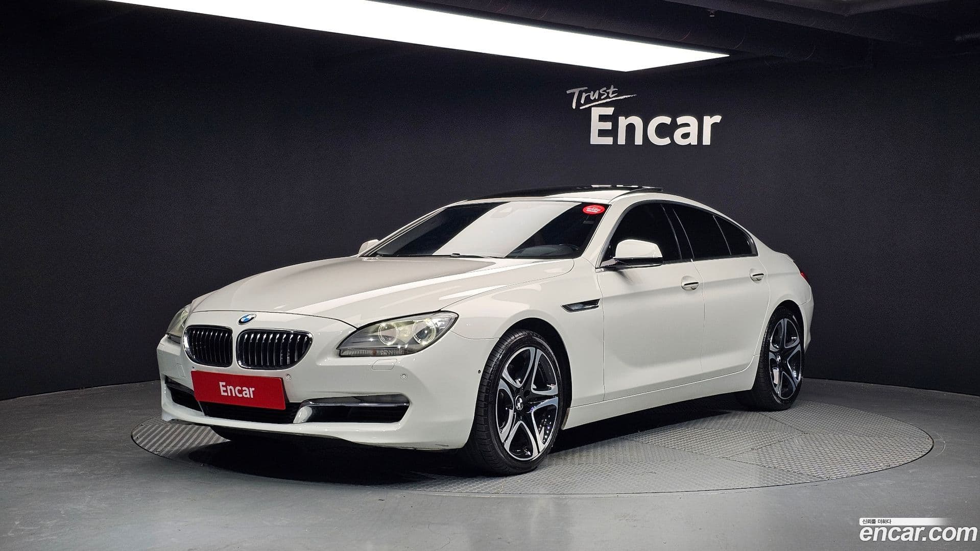 Main__Slider__Photo:6-Series BMW 2014.6-0