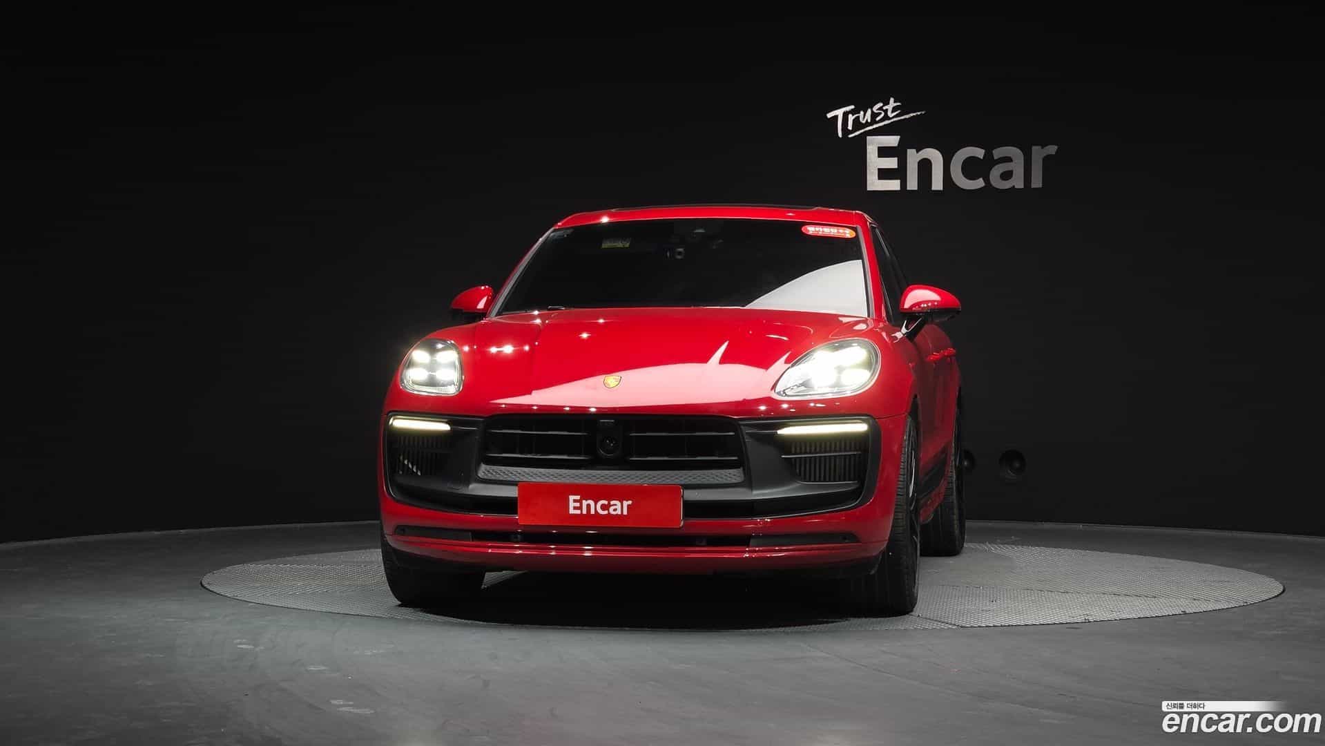 Macan Porsche 2022.3-OUTER-003