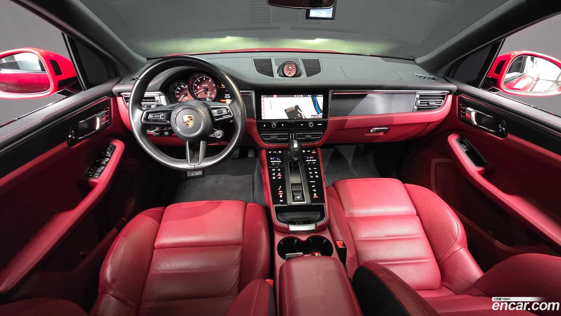 Macan Porsche 2022.3-INNER-007