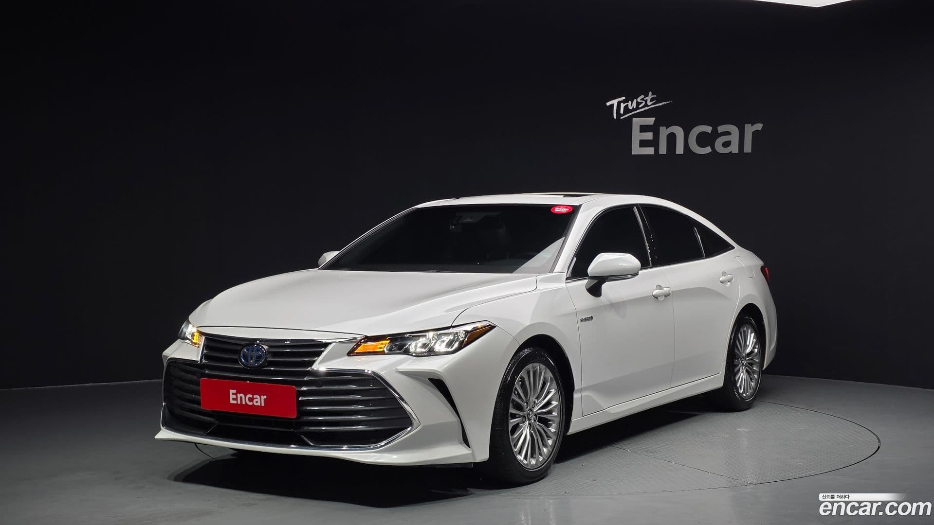 Main__Slider__Photo:Avalon Toyota 2019.3-0