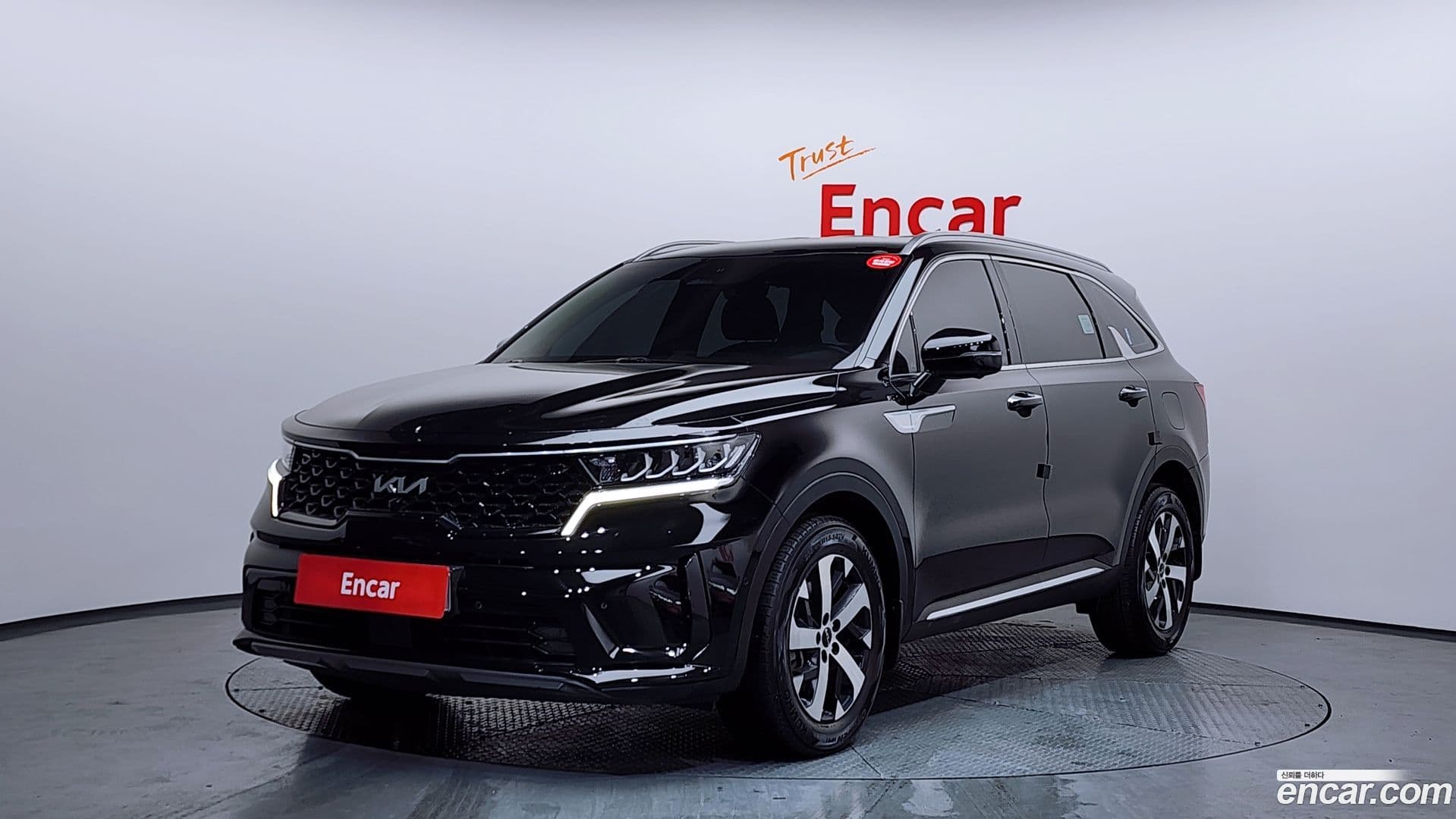 Main__Slider__Photo:Sorento Kia 2021.10-0