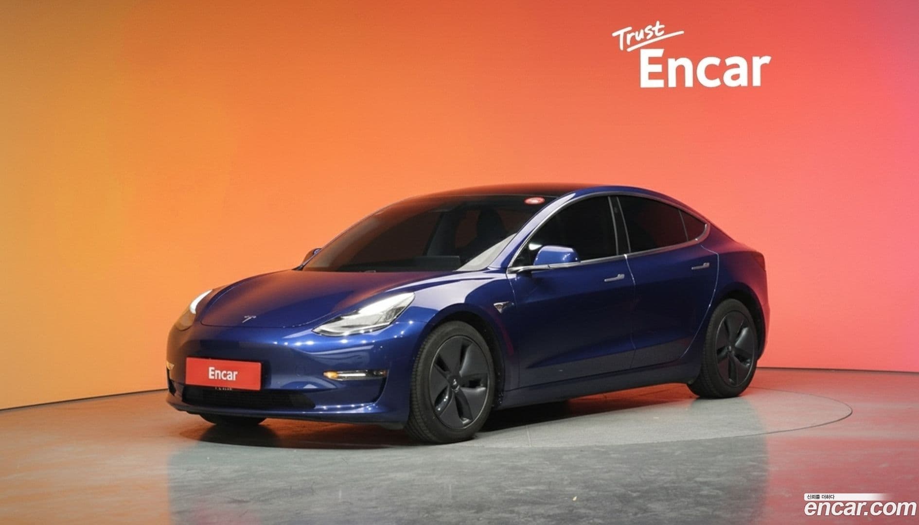 Main__Slider__Photo:Model 3 Tesla 2020.5-0