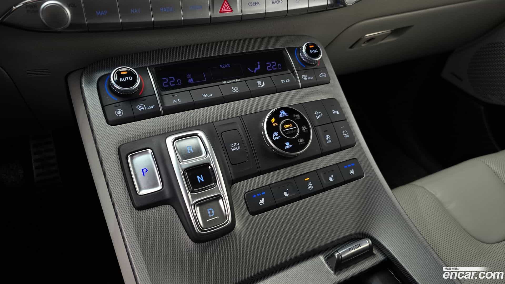 Palisade Hyundai 2021.0-INNER-009