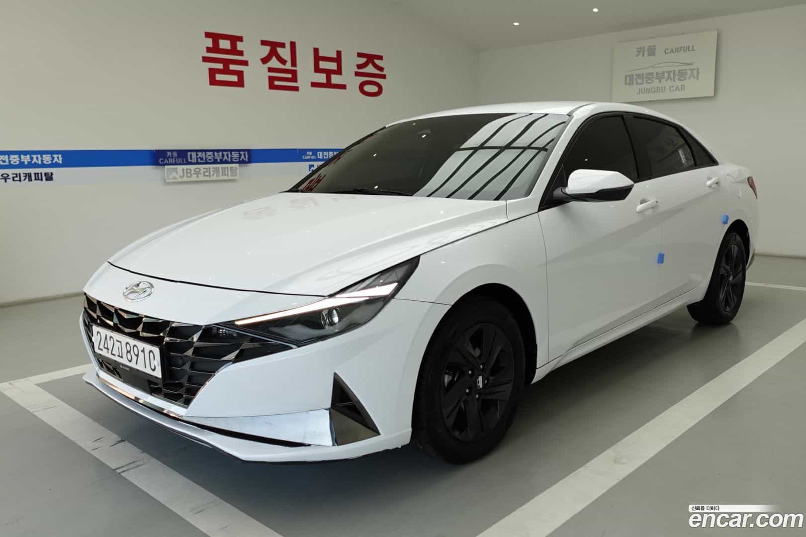 AVANTE Hyundai 2022.8-OUTER-001