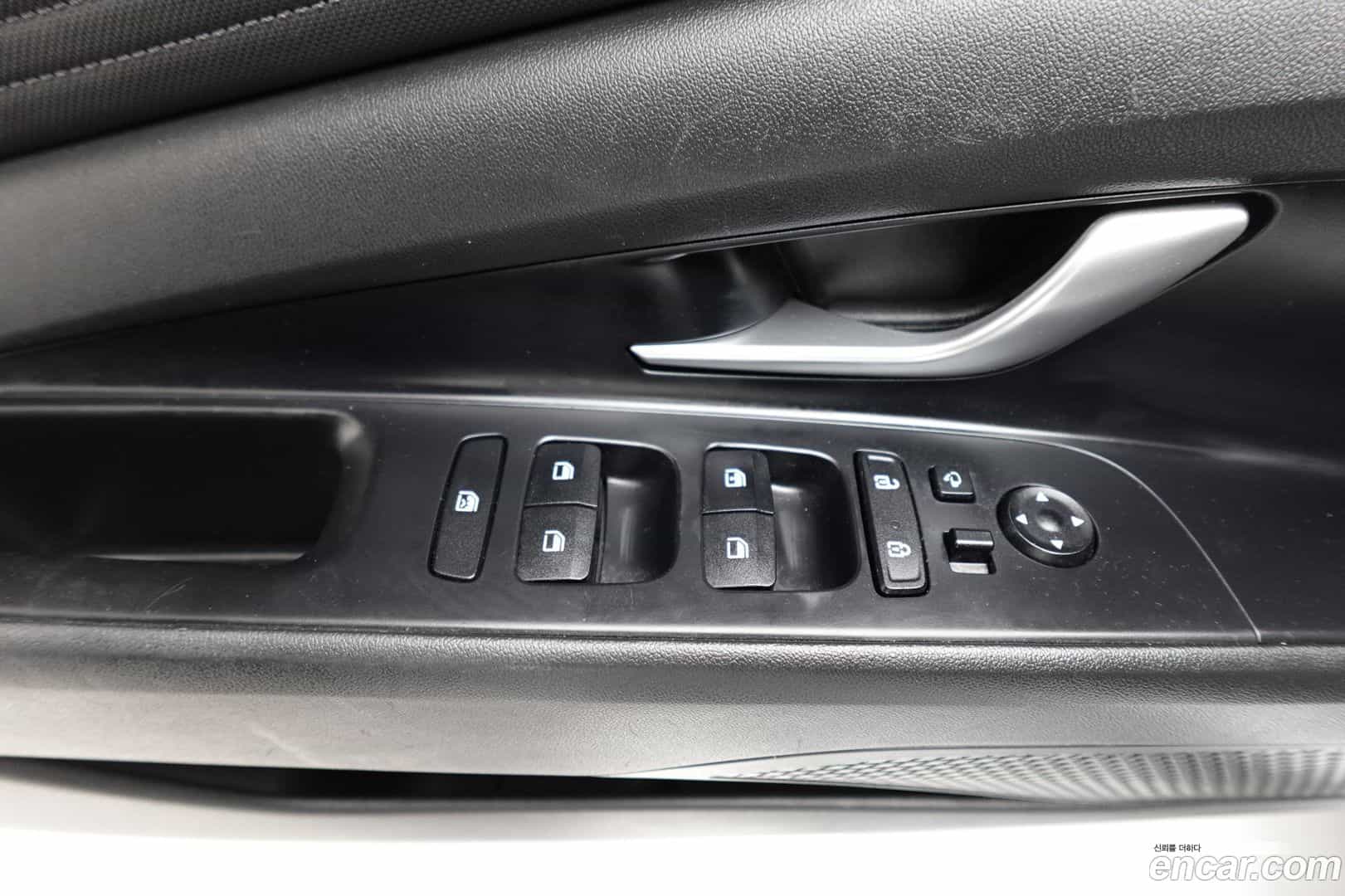 AVANTE Hyundai 2022.8-OPTION-020