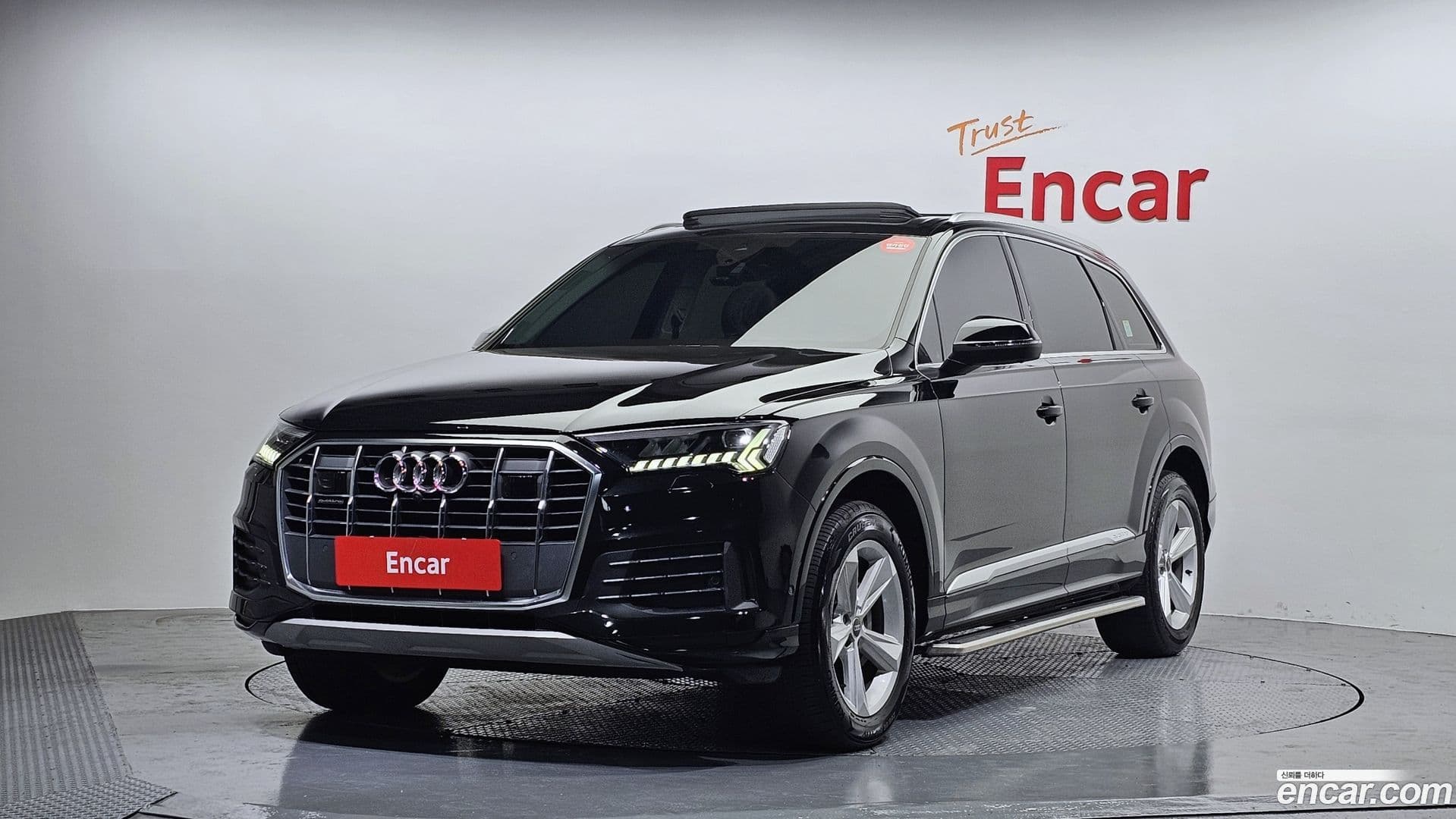 Main__Slider__Photo:Q7 Audi 2022.7-0