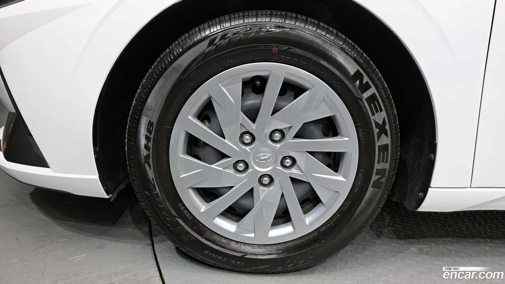 AVANTE Hyundai 2020.10-OUTER-005
