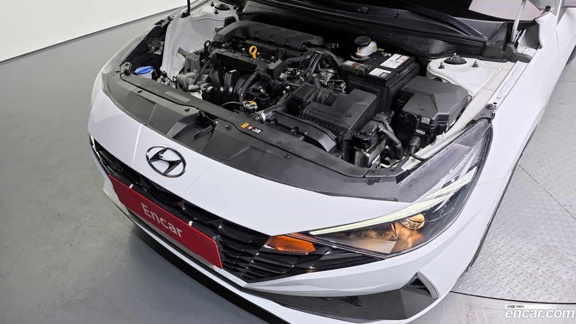 AVANTE Hyundai 2020.10-INNER-006