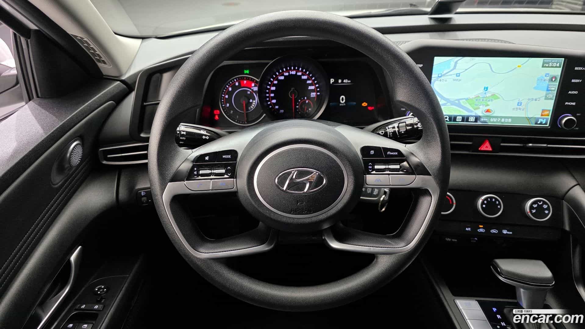 AVANTE Hyundai 2020.10-OPTION-021