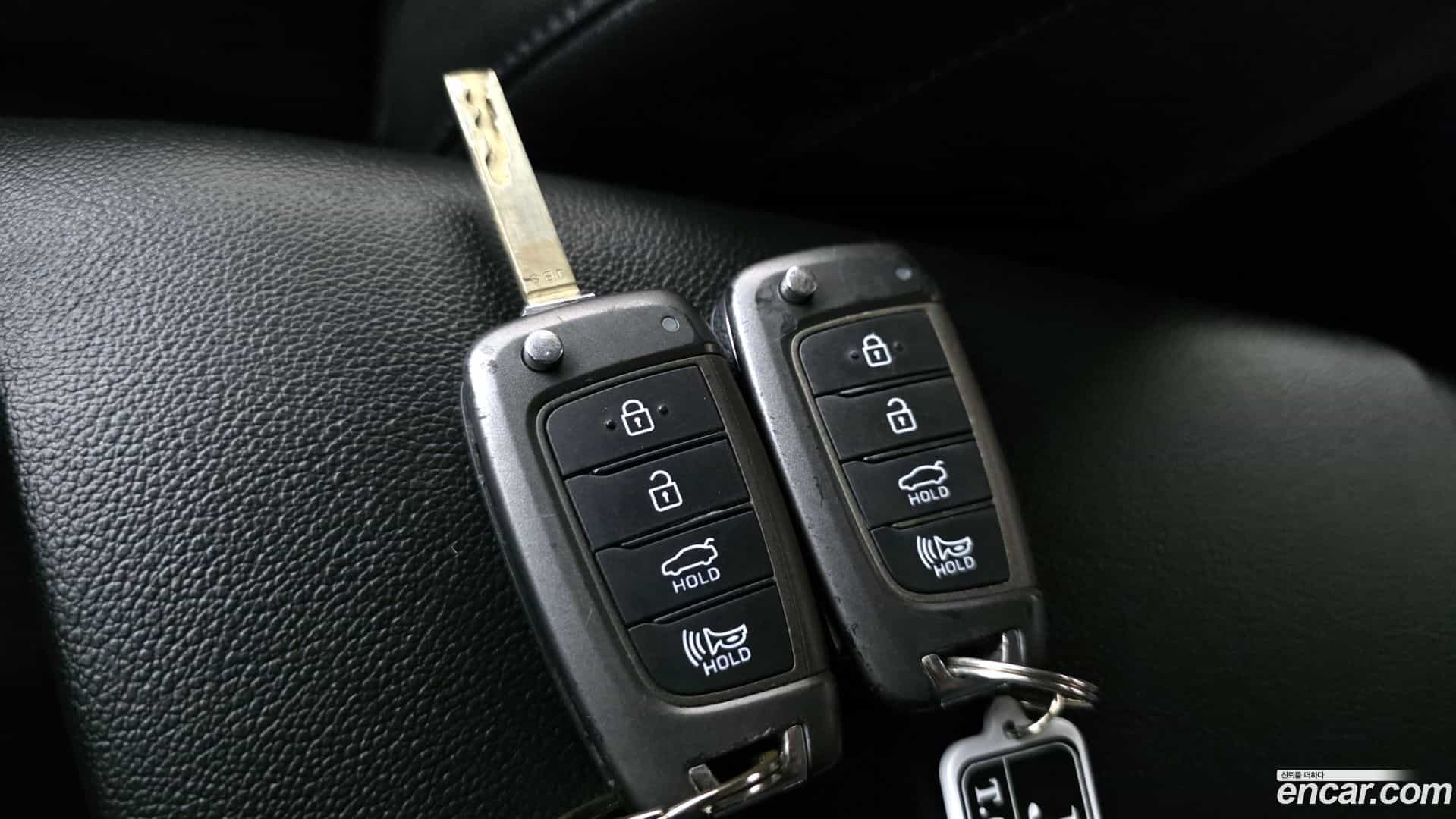 AVANTE Hyundai 2020.10-OPTION-022