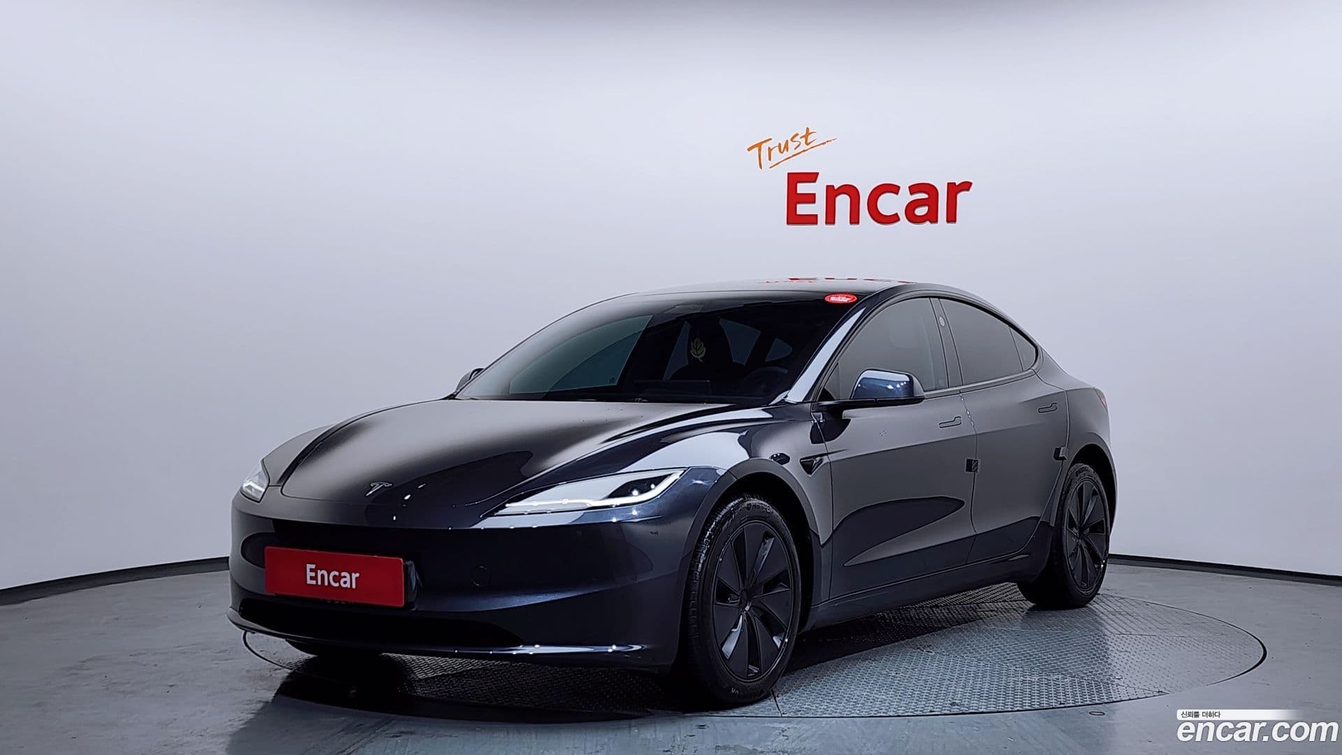 Main__Slider__Photo:Model 3 Tesla 2025.3-0