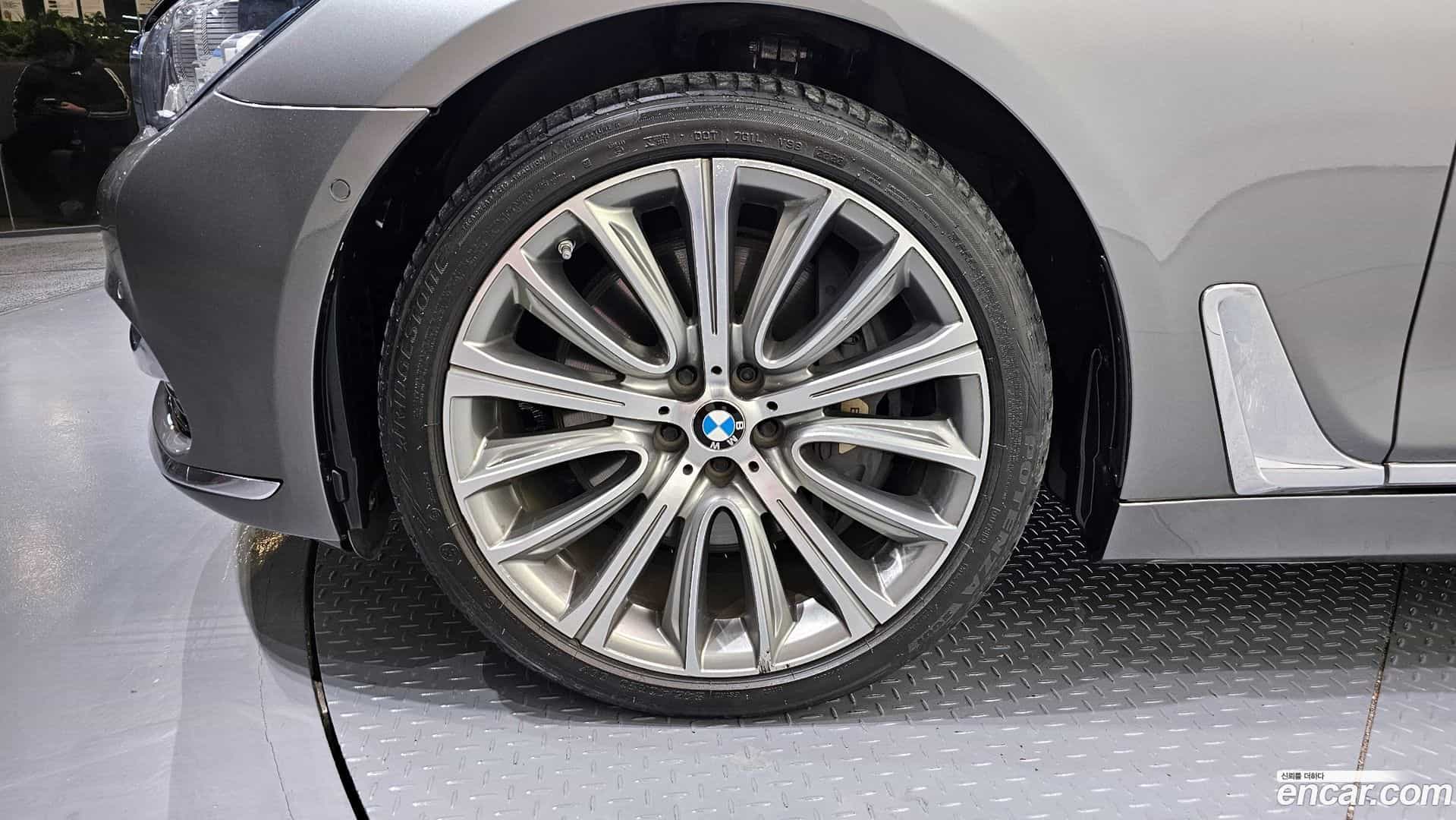 7-Series BMW 2015.11-OUTER-005