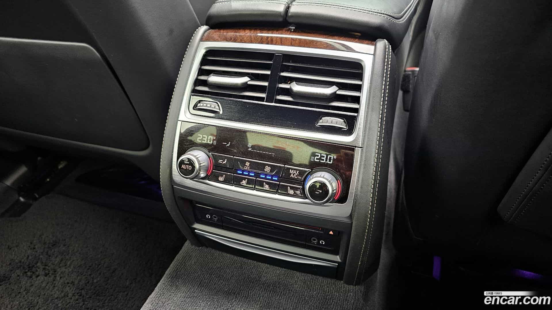 7-Series BMW 2015.11-OPTION-021