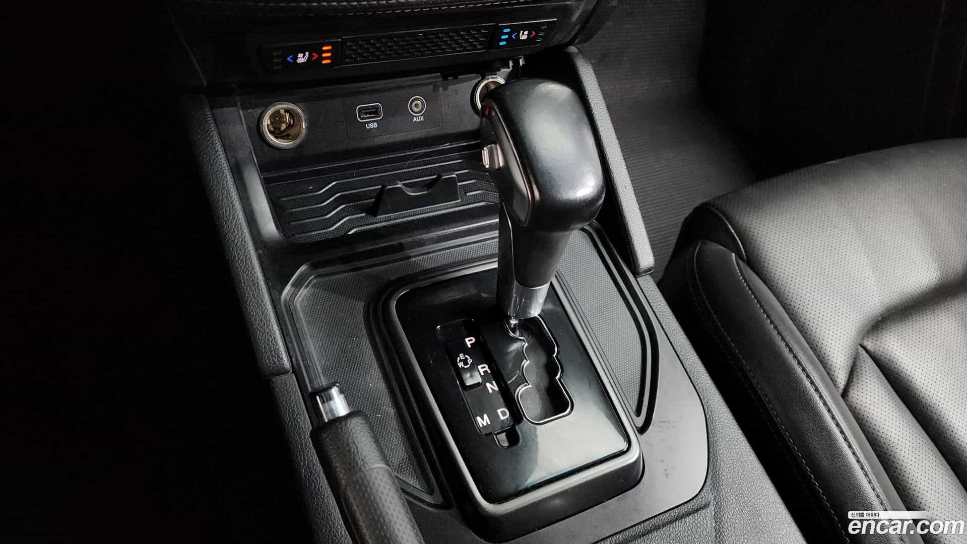Rexton KG Mobility 2021.4-INNER-009